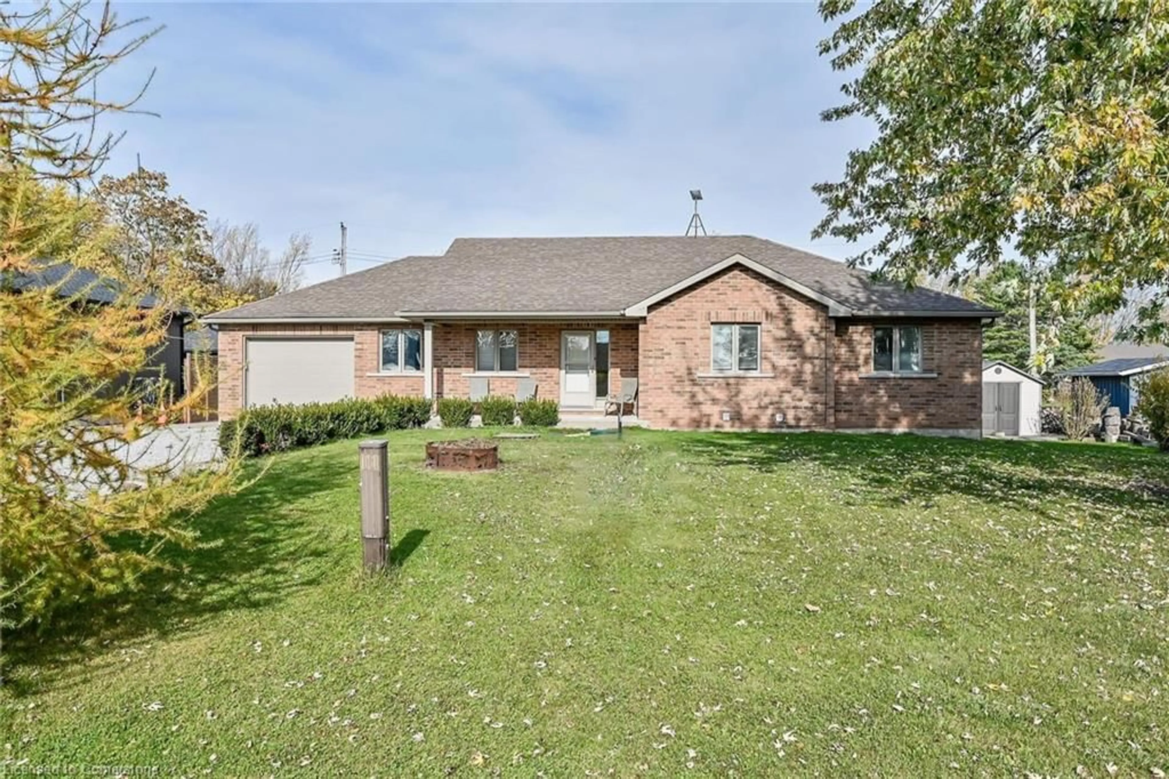 Home with brick exterior material, street for 29 Lakeview Lane, Selkirk Ontario N0A 1P0