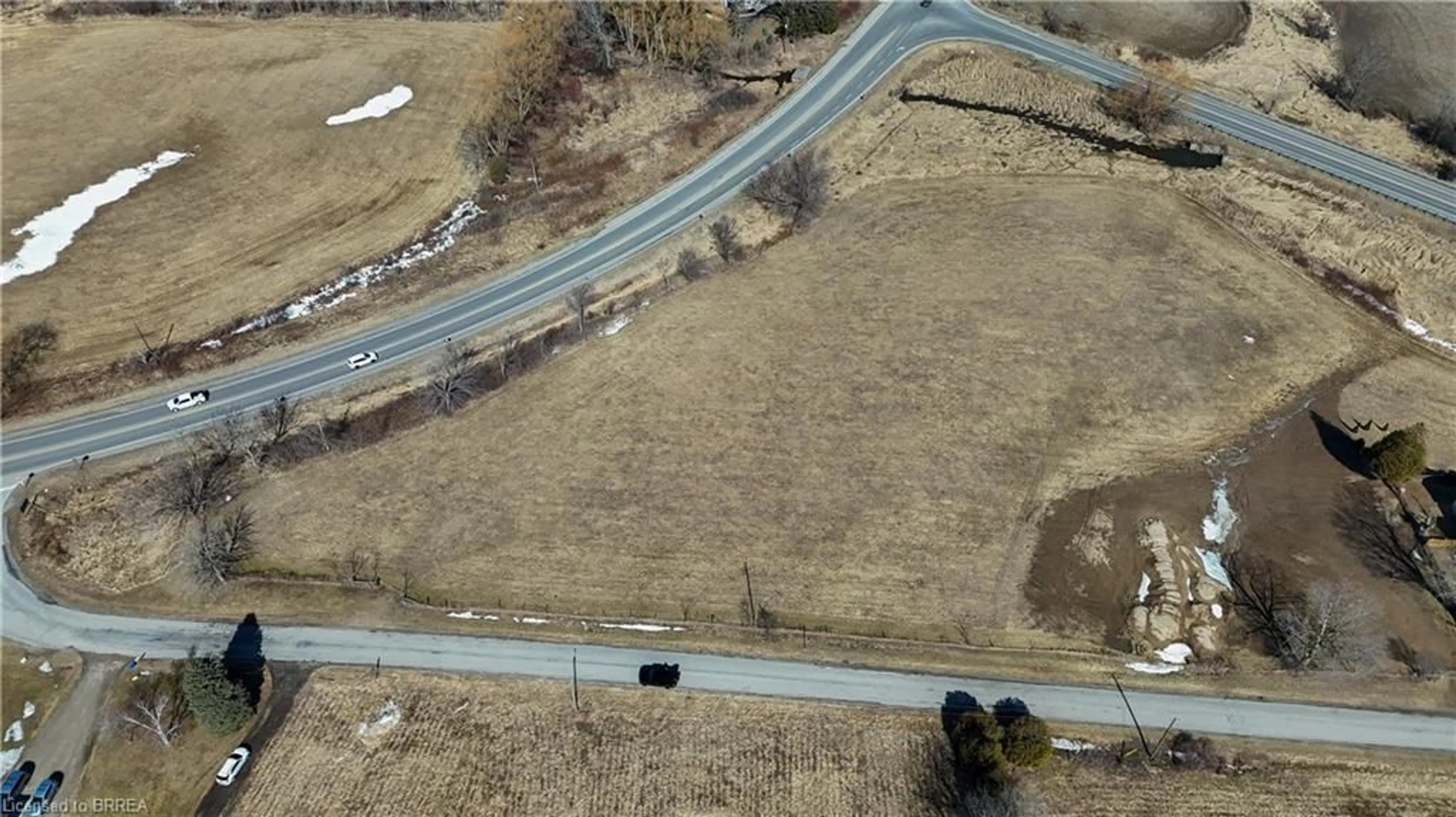 A pic from outside/outdoor area/front of a property/back of a property/a pic from drone, street for 8 Campbell Dr, Mount Pleasant Ontario N0E 1K0