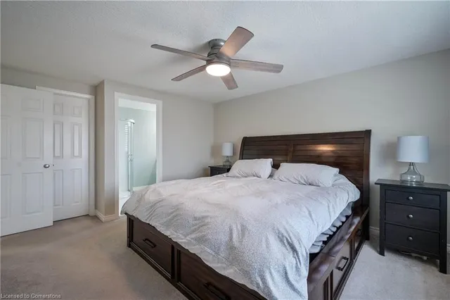 Additional property image - 10 Queen Charlotte Cres