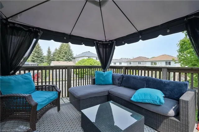Additional property image - 10 Queen Charlotte Cres
