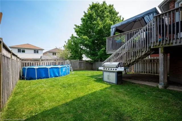 Additional property image - 10 Queen Charlotte Cres