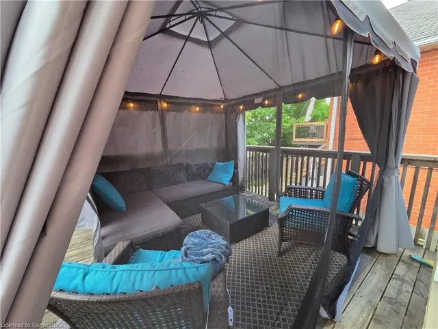 Additional property image - 10 Queen Charlotte Cres