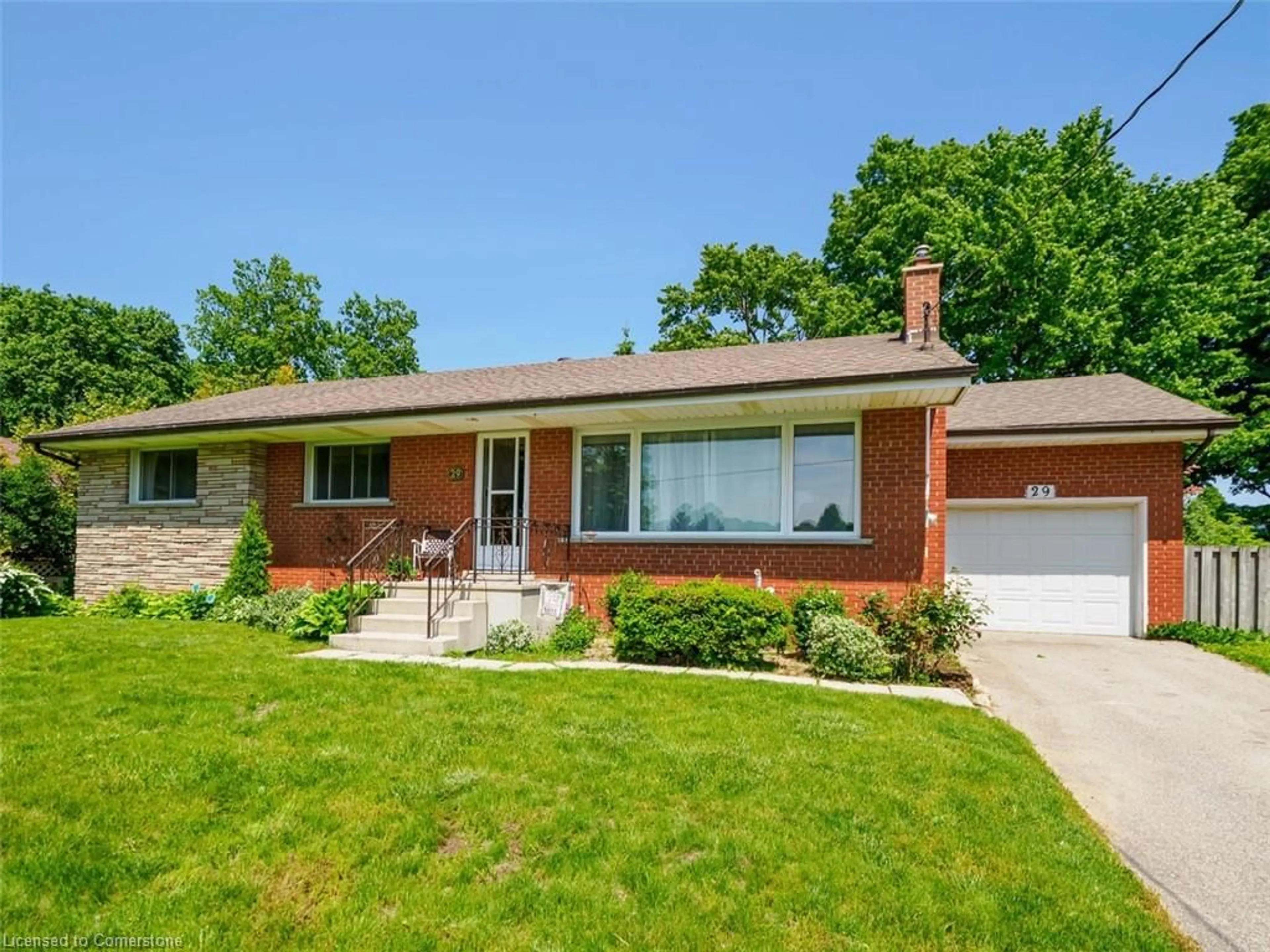 Home with brick exterior material, street for 29 Beckett Blvd, Simcoe Ontario N3Y 4C8