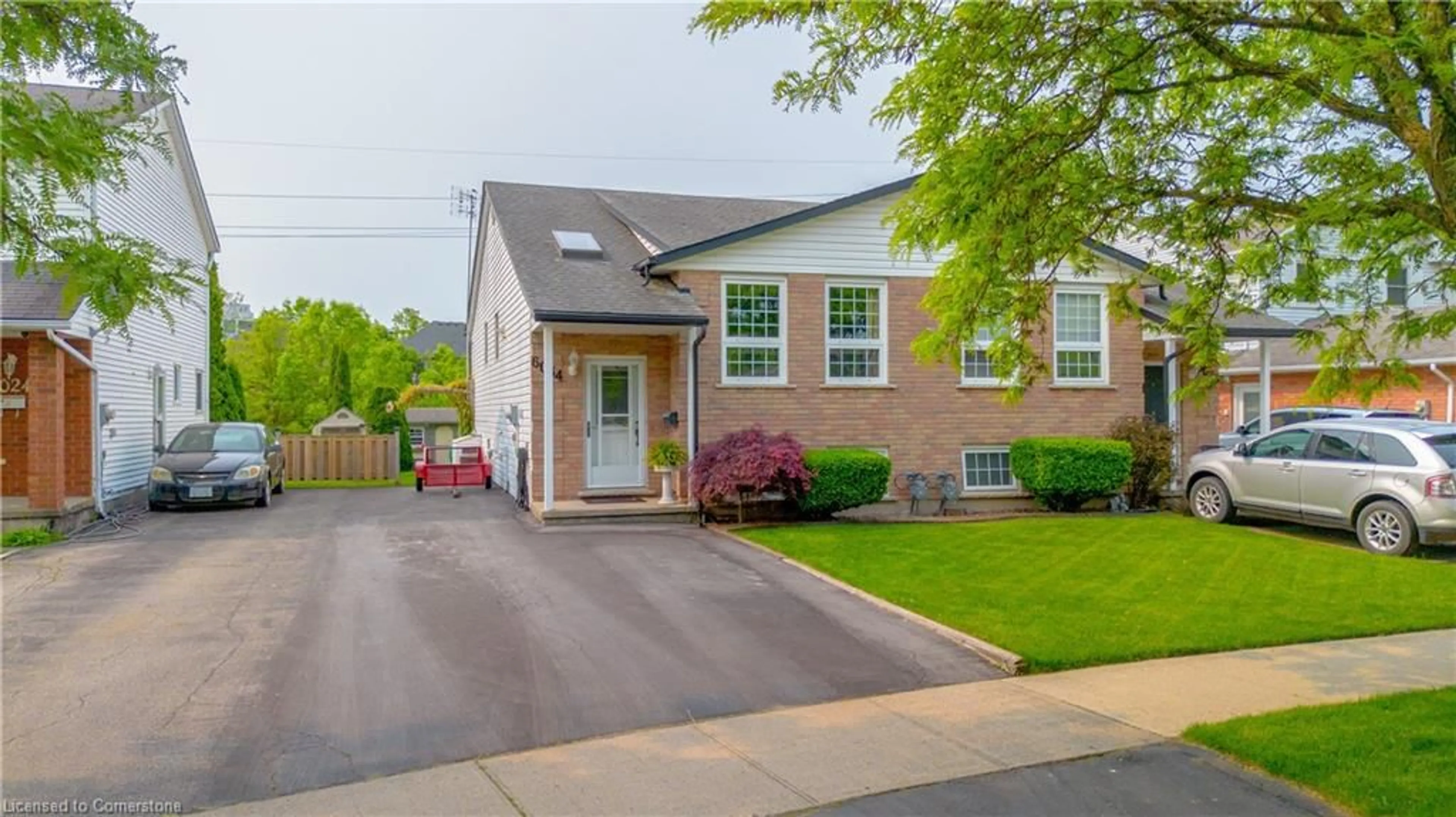 Home with vinyl exterior material, street for 6034 Wildrose Cres, Niagara Falls Ontario L2G 7T2