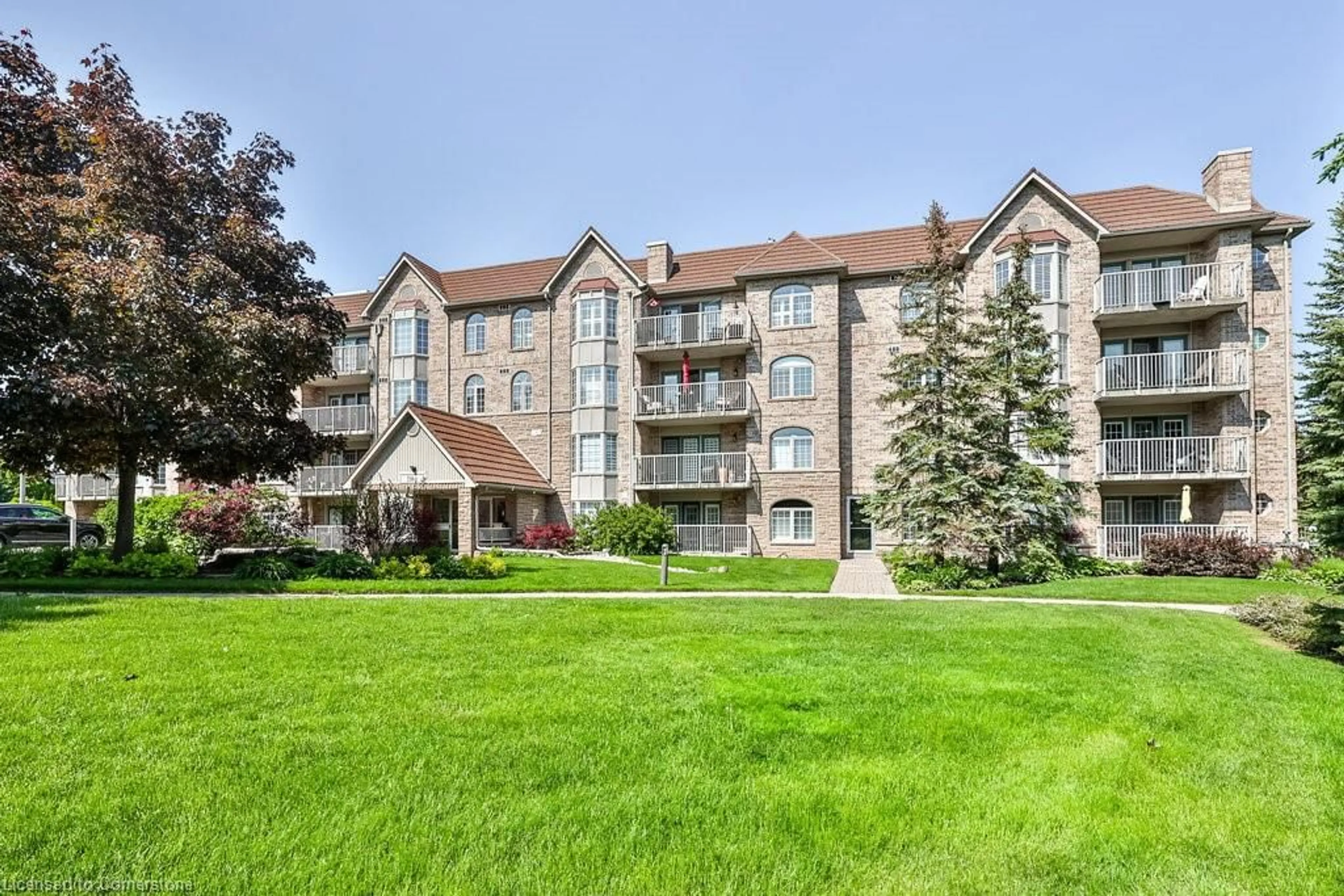 Patio, unknown for 216 Plains Rd #F408, Burlington Ontario L7T 4M3