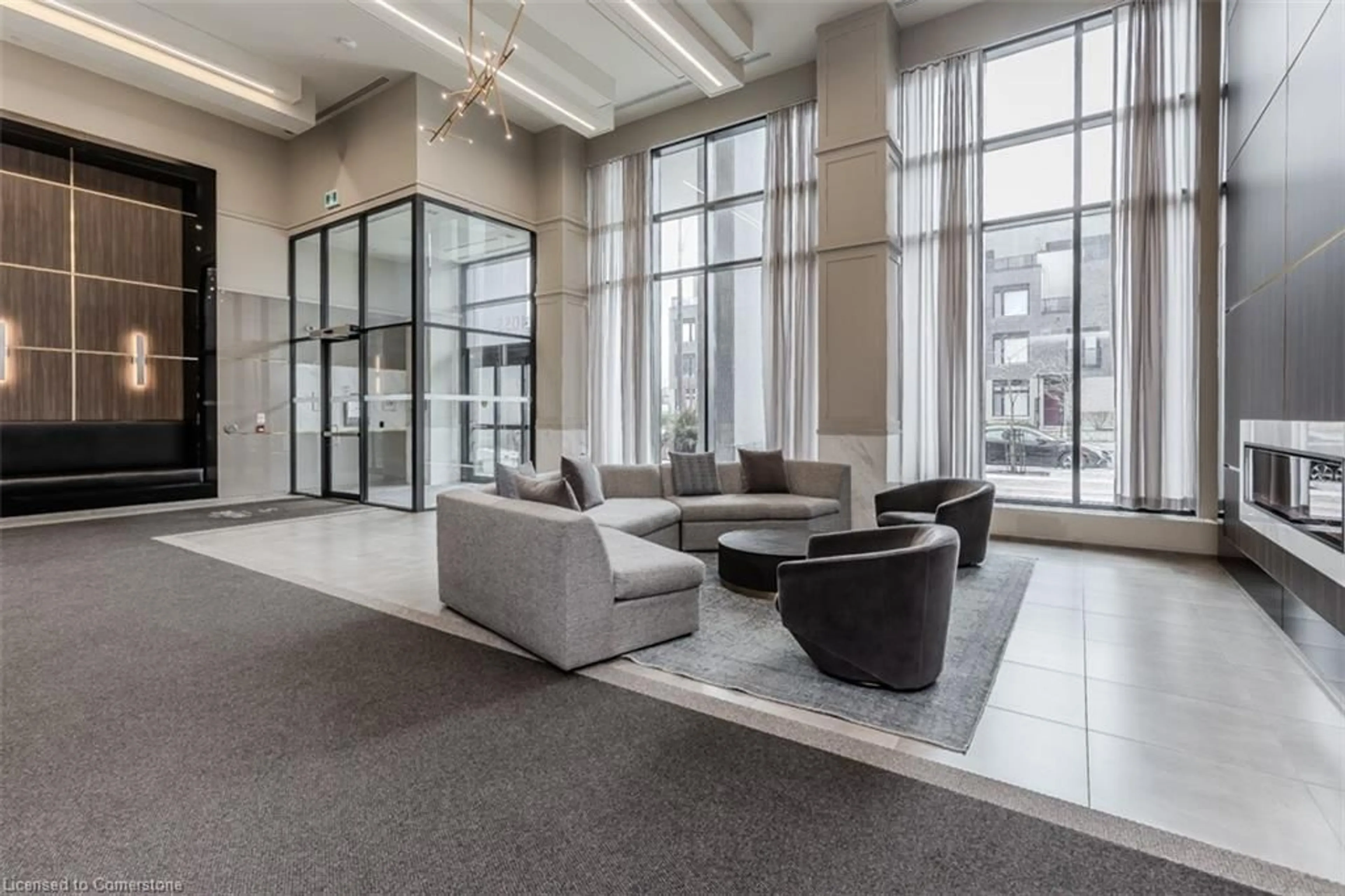 Indoor foyer for 4055 Parkside Village Dr #1116, Mississauga Ontario L5B 0K8