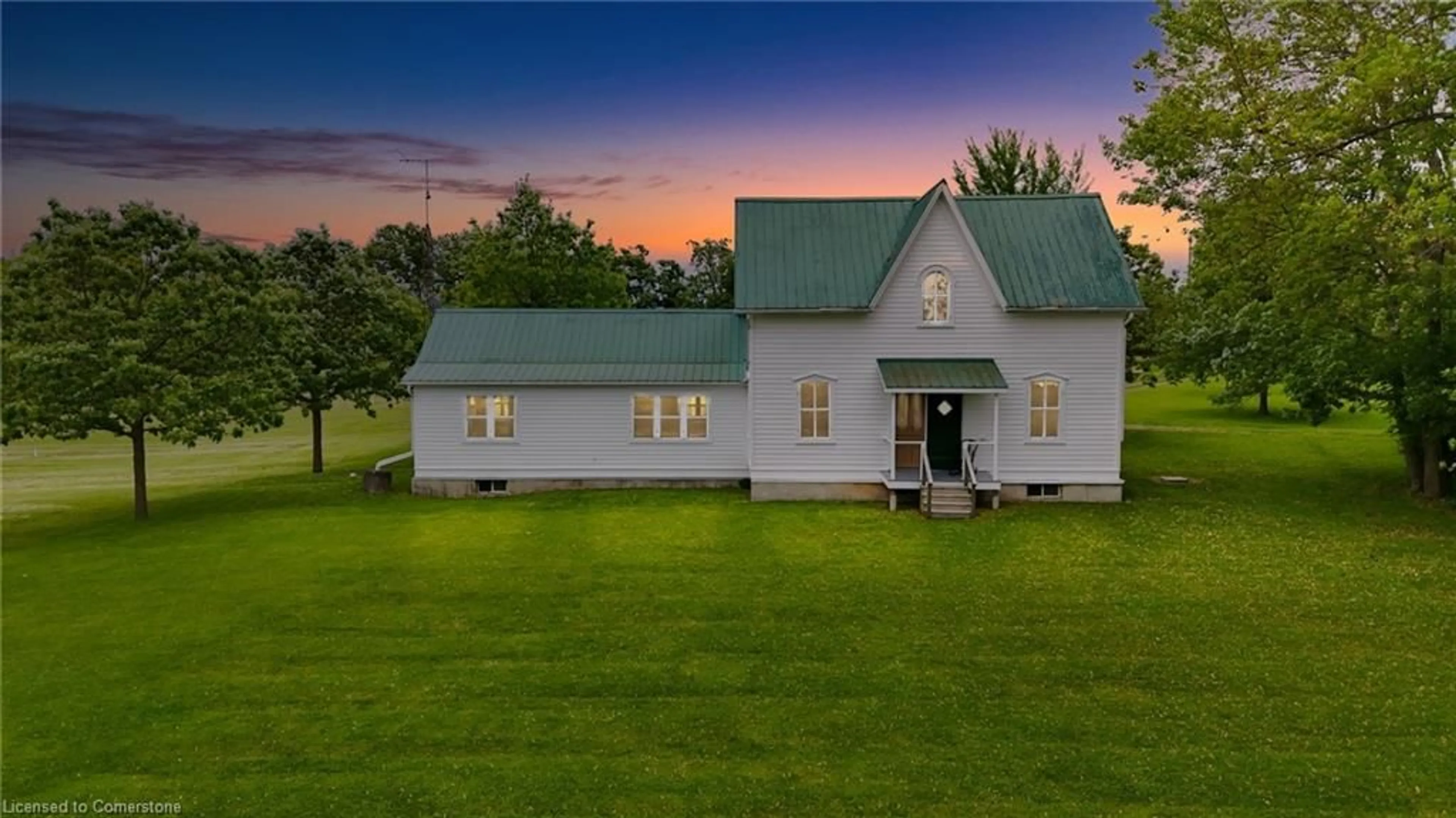 A pic from outside/outdoor area/front of a property/back of a property/a pic from drone, building for 60 Monture St, Cayuga Ontario N0A 1E0