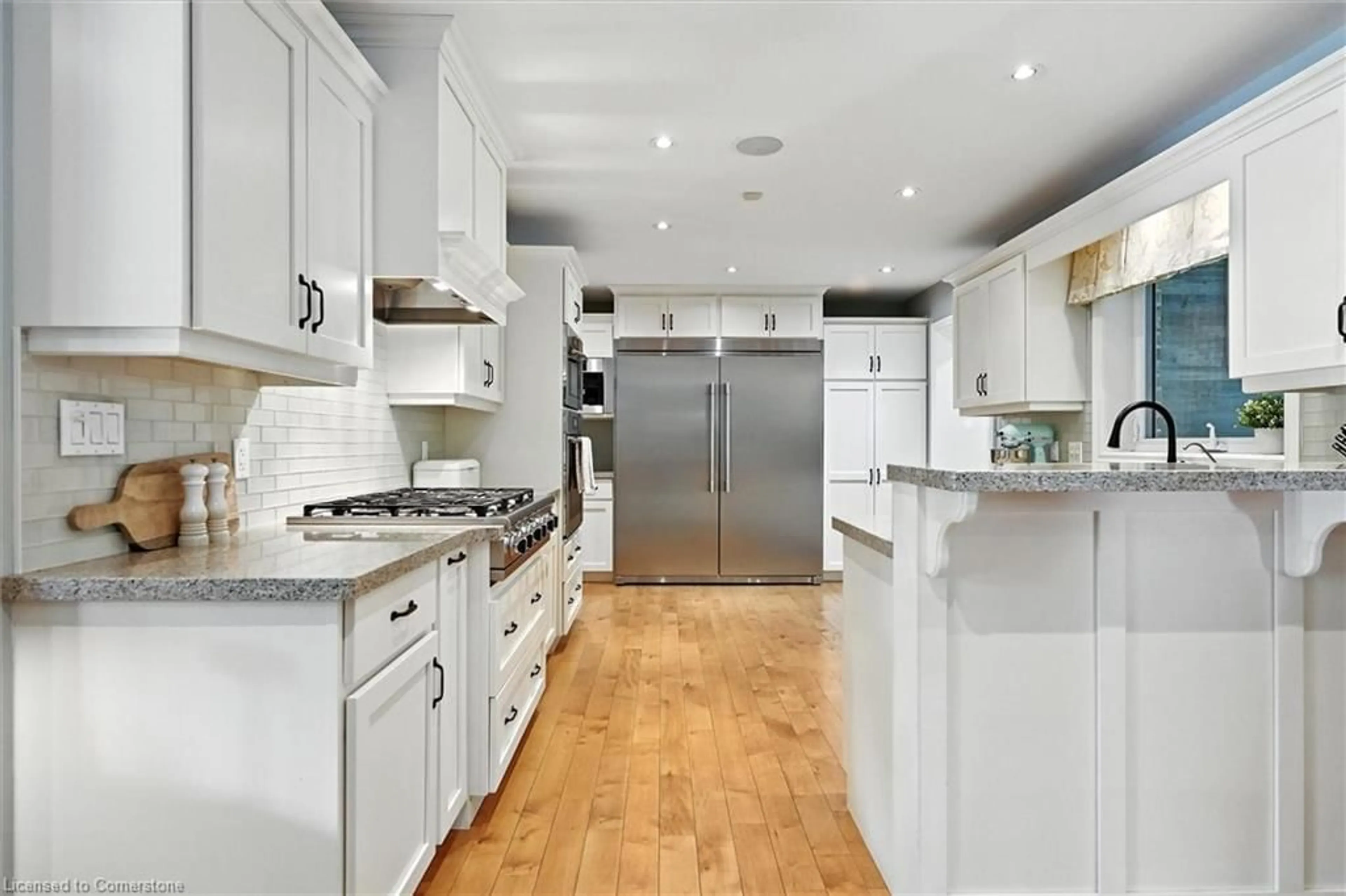 Unknown for 2147 Paisley Ave, Burlington Ontario L7R 1W1