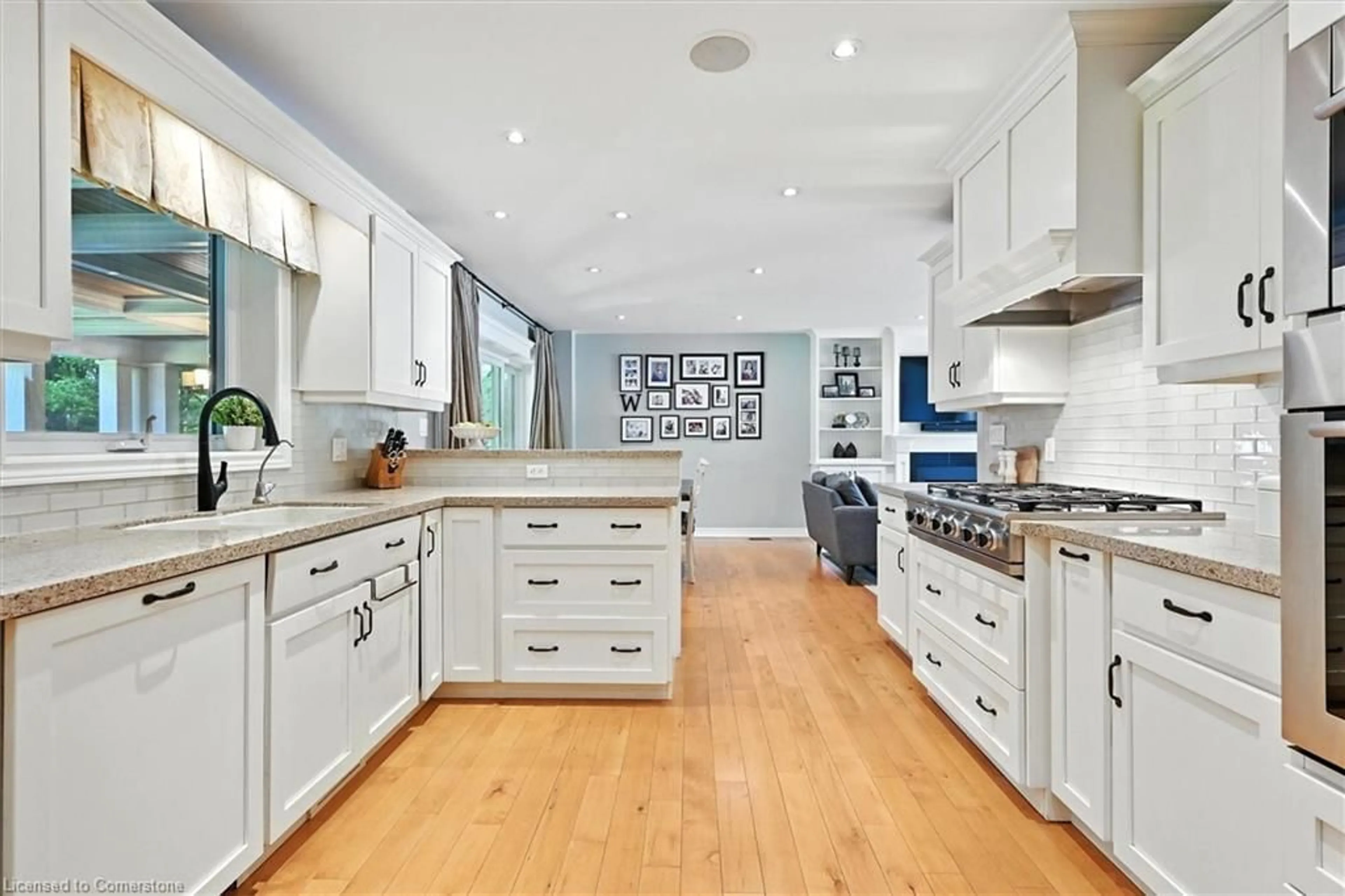 Open concept kitchen, unknown for 2147 Paisley Ave, Burlington Ontario L7R 1W1