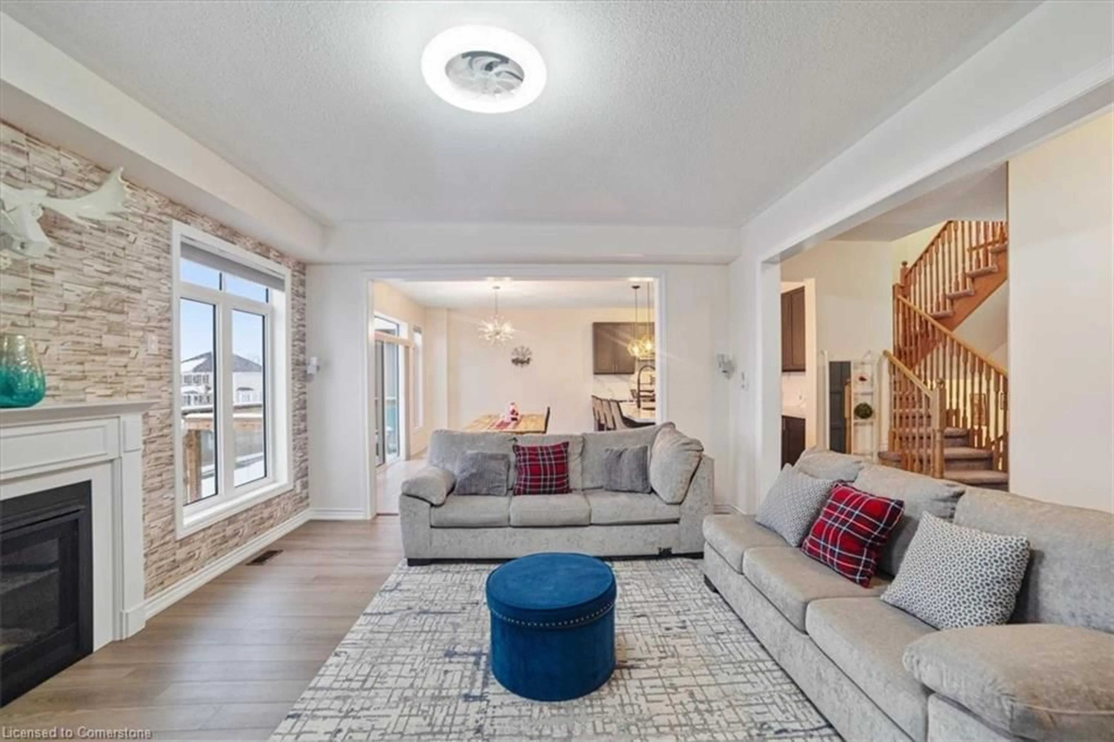 Living room with furniture, unknown for 211 Lia Dr, Stayner Ontario L0M 1S0