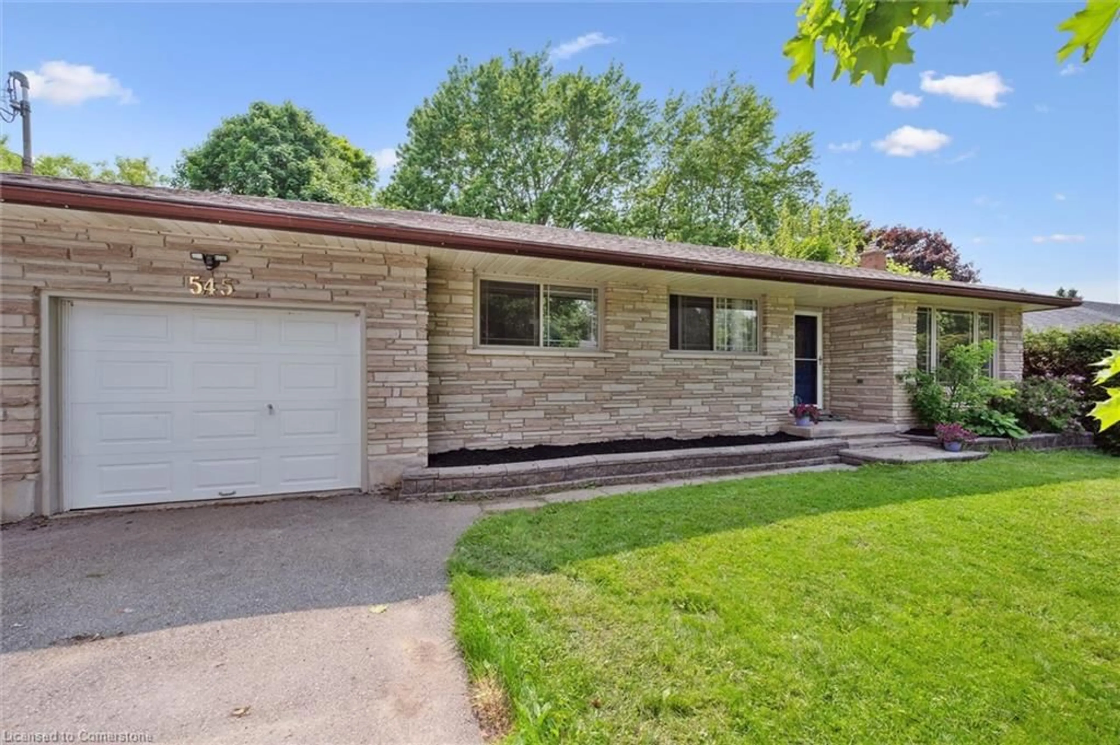 Home with brick exterior material, street for 545 Elgin St, Fergus Ontario N1M 2C1