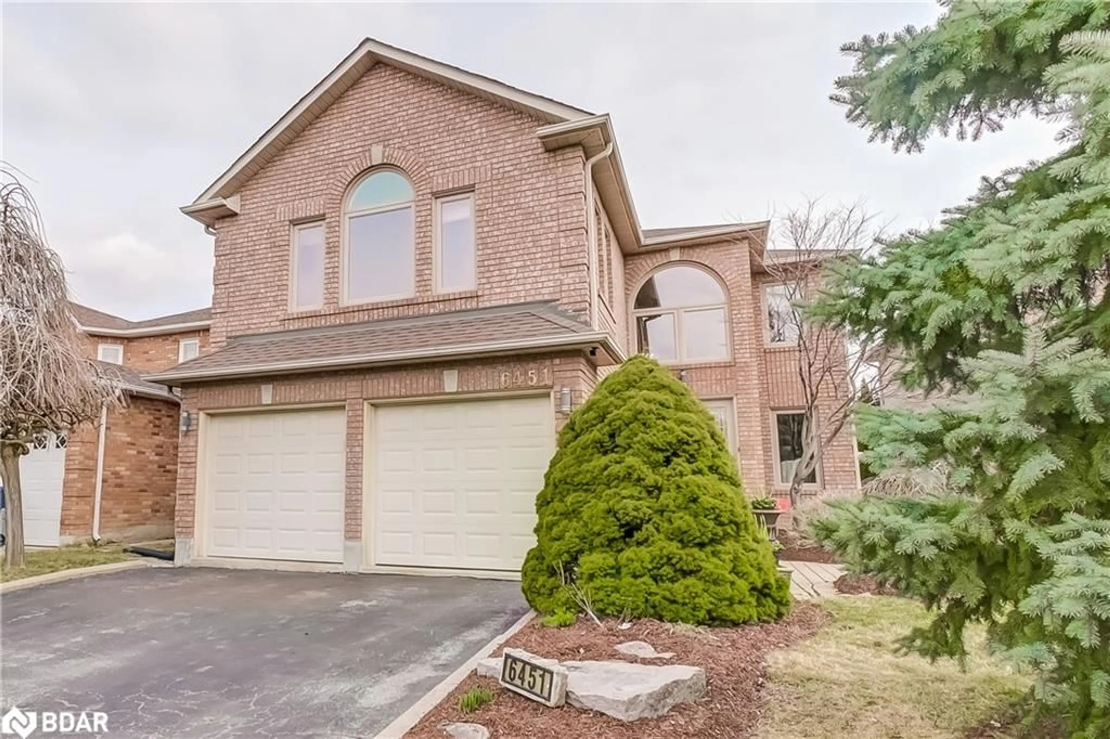 Home with brick exterior material, street for 6451 Alderwood Trail, Mississauga Ontario L5N 6W5
