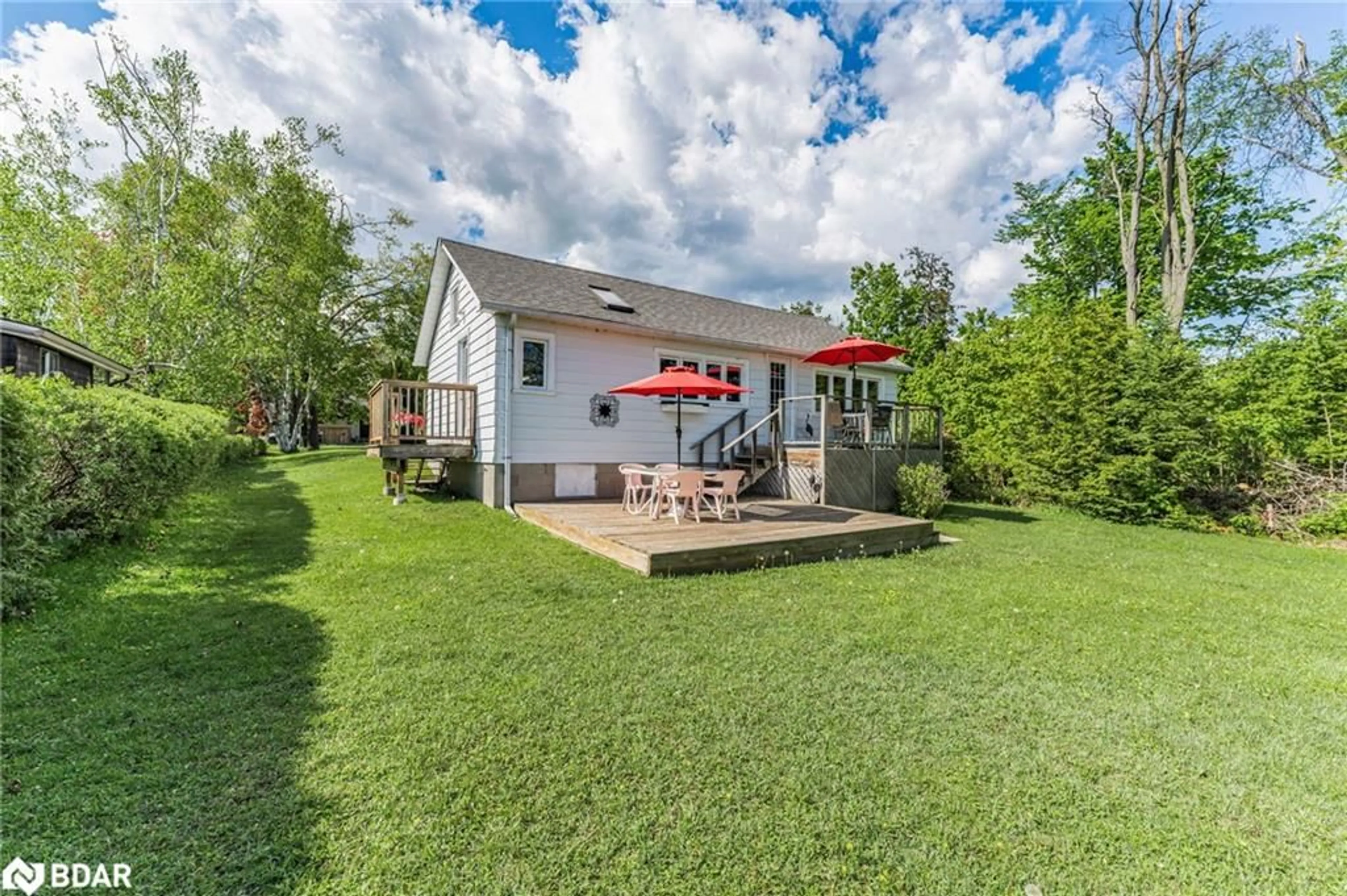 Patio, unknown for 1 Greenwood Forest Rd, Oro-Medonte Ontario L0L 2E0