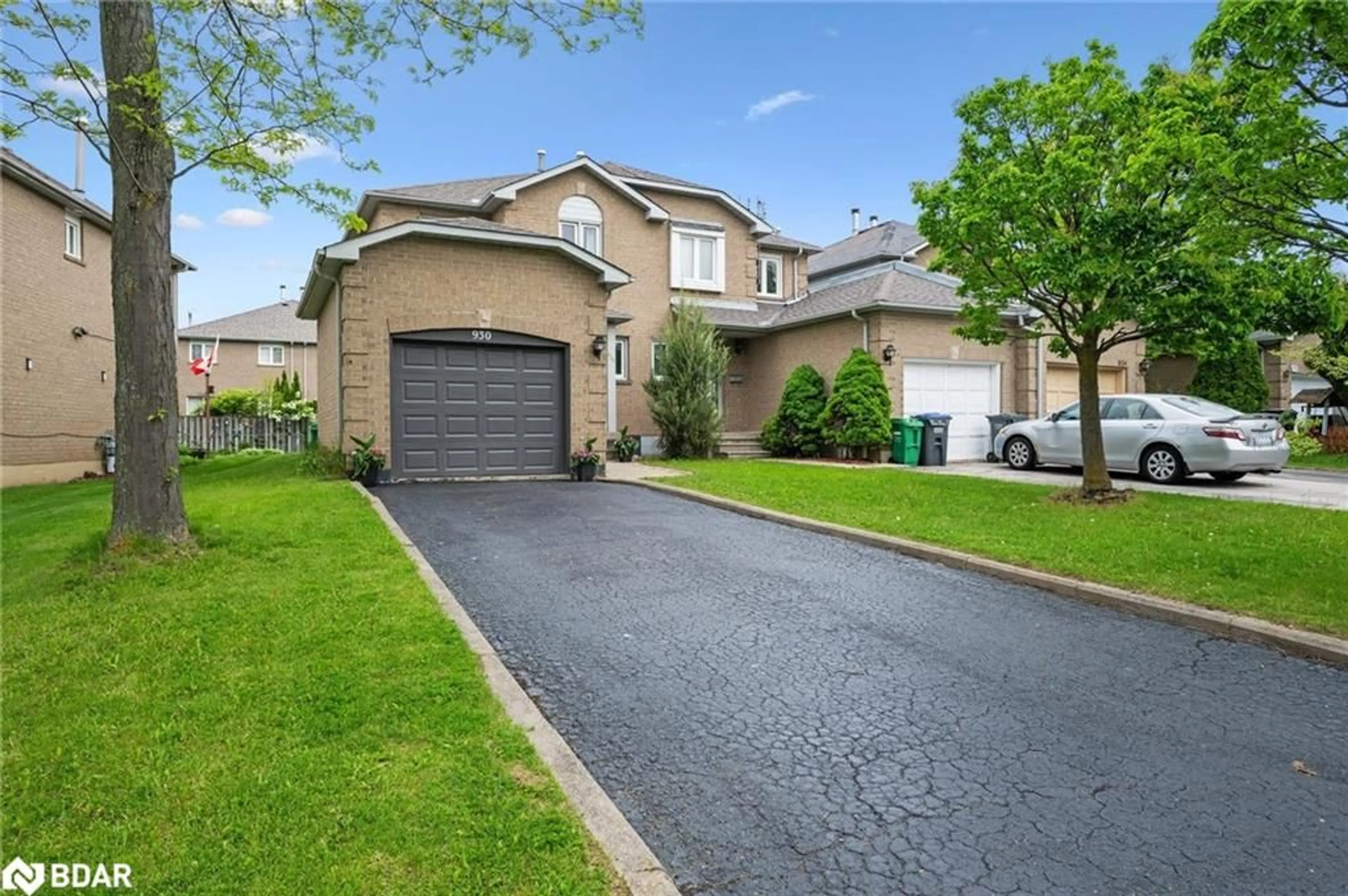 Unknown for 930 Blizzard Rd, Mississauga Ontario L5V 1T1