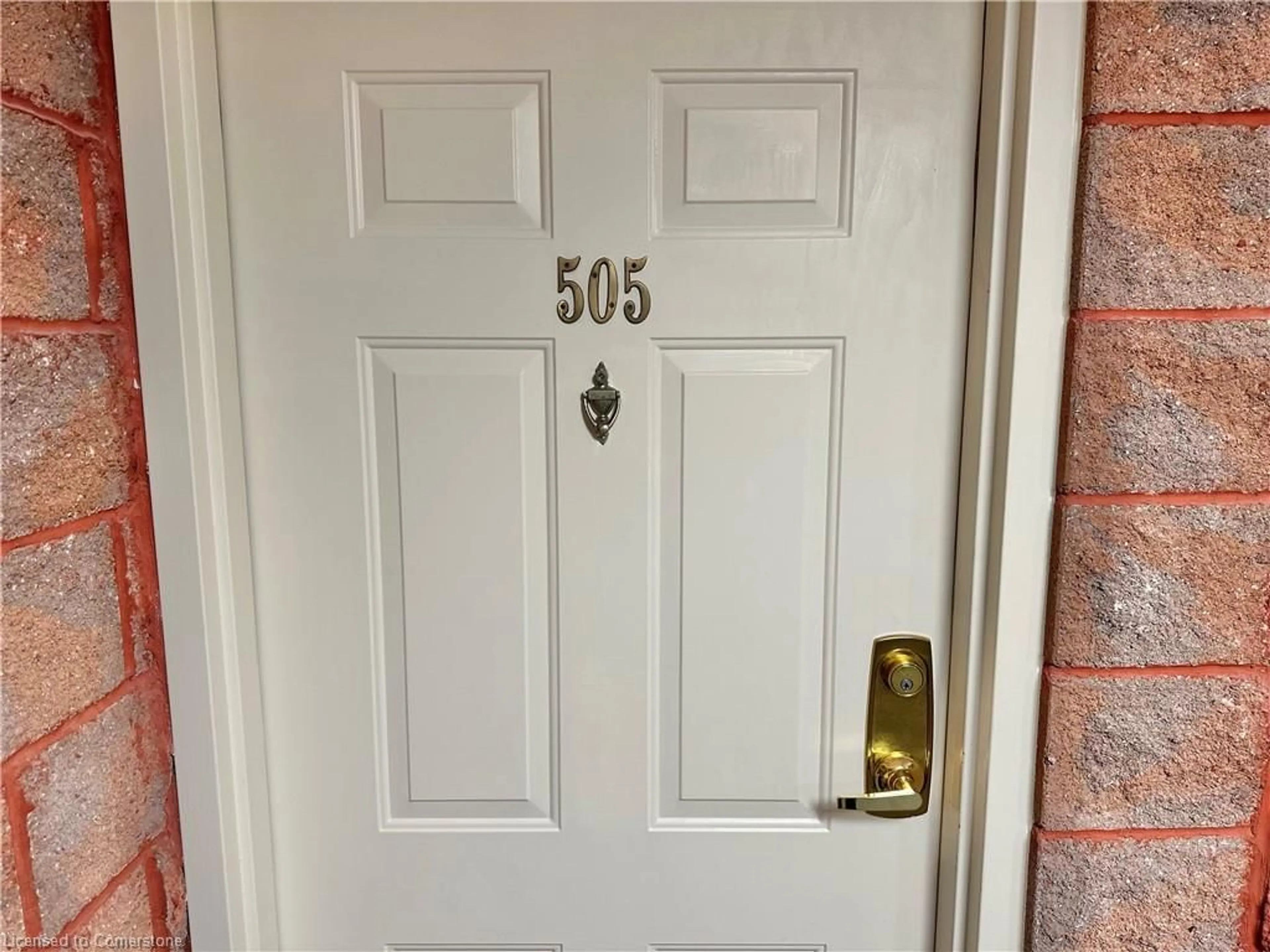 Indoor entryway for 5 Mill Pond Crt #505, Simcoe Ontario N3Y 5J6