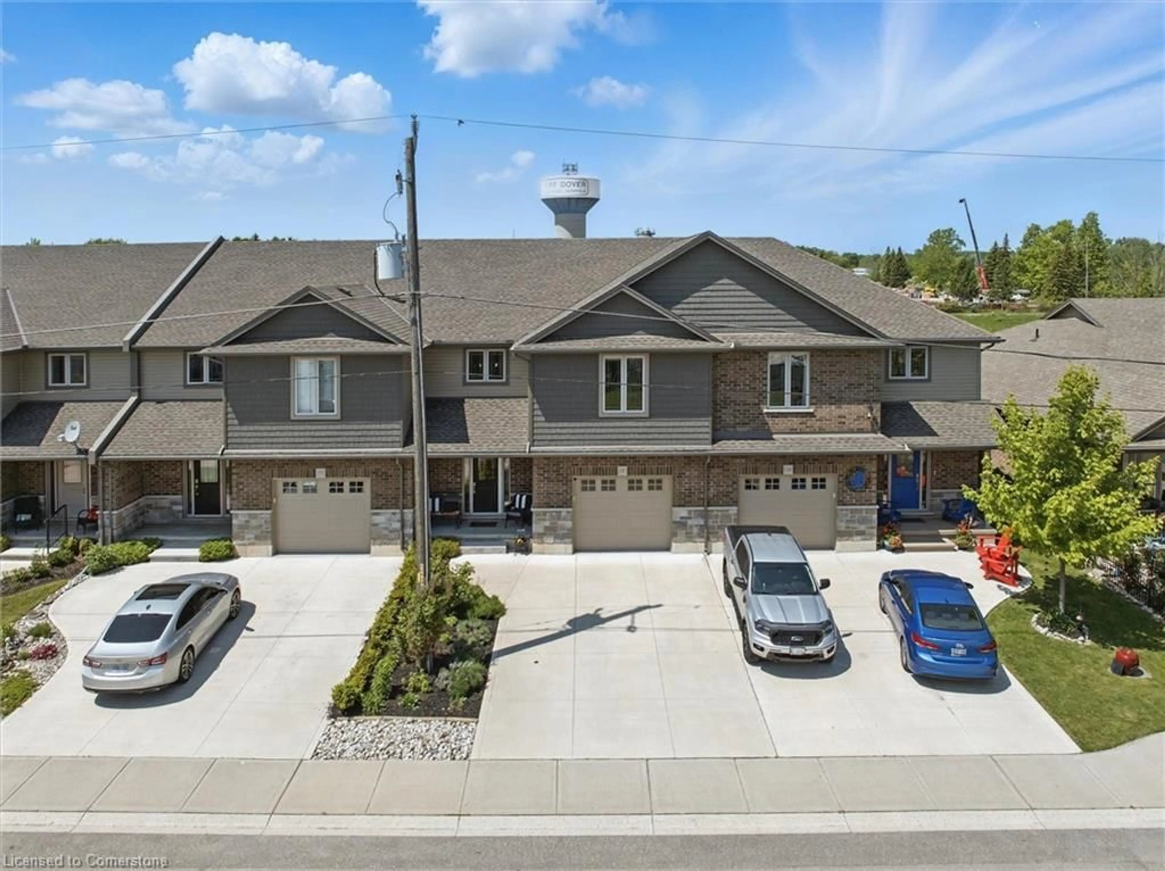 A pic from outside/outdoor area/front of a property/back of a property/a pic from drone, street for 137 Brown St, Port Dover Ontario N0A 1N7