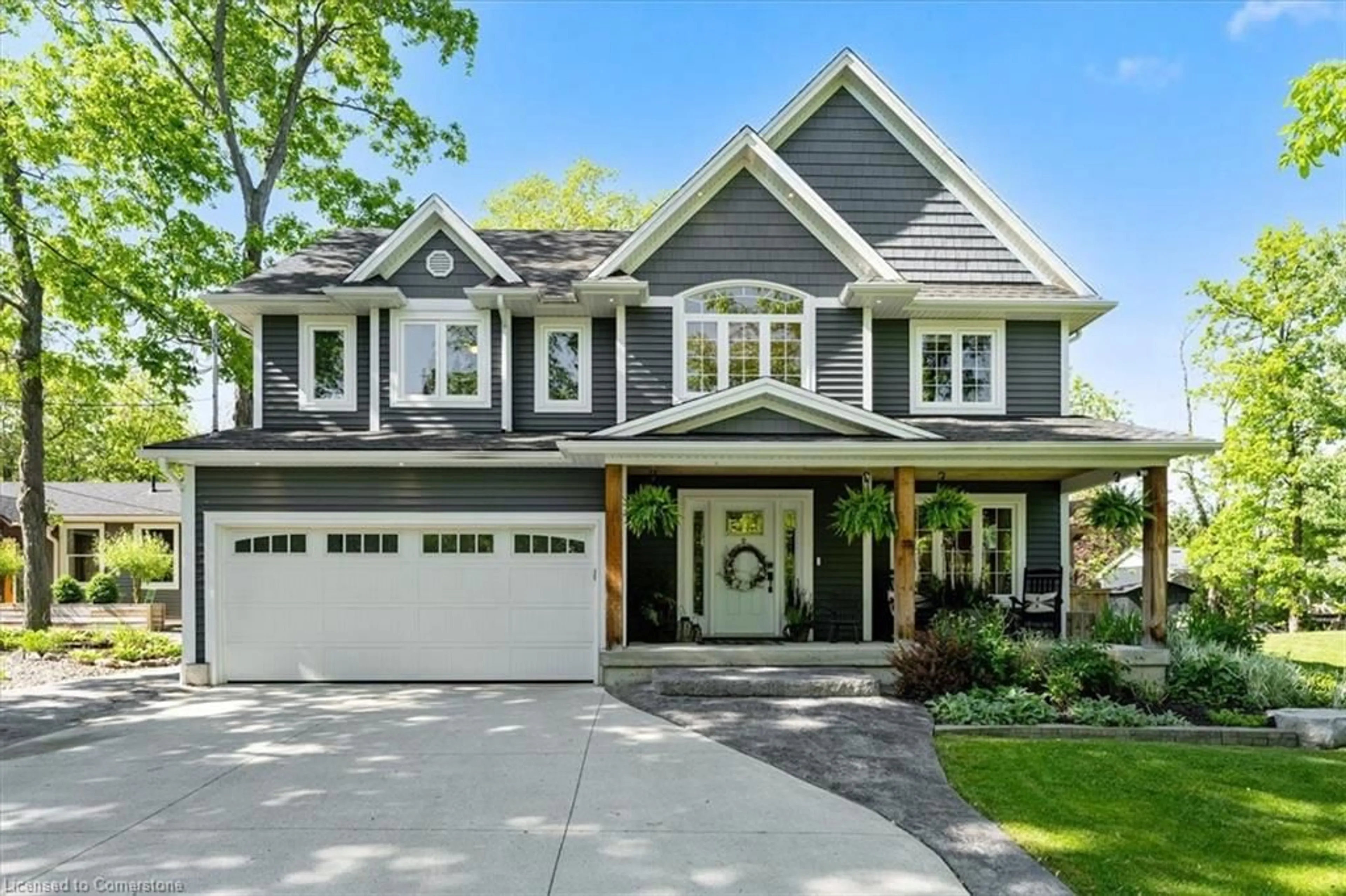 Home with vinyl exterior material, street for 3246 Cedar Ave, Fort Erie Ontario L0S 1N0