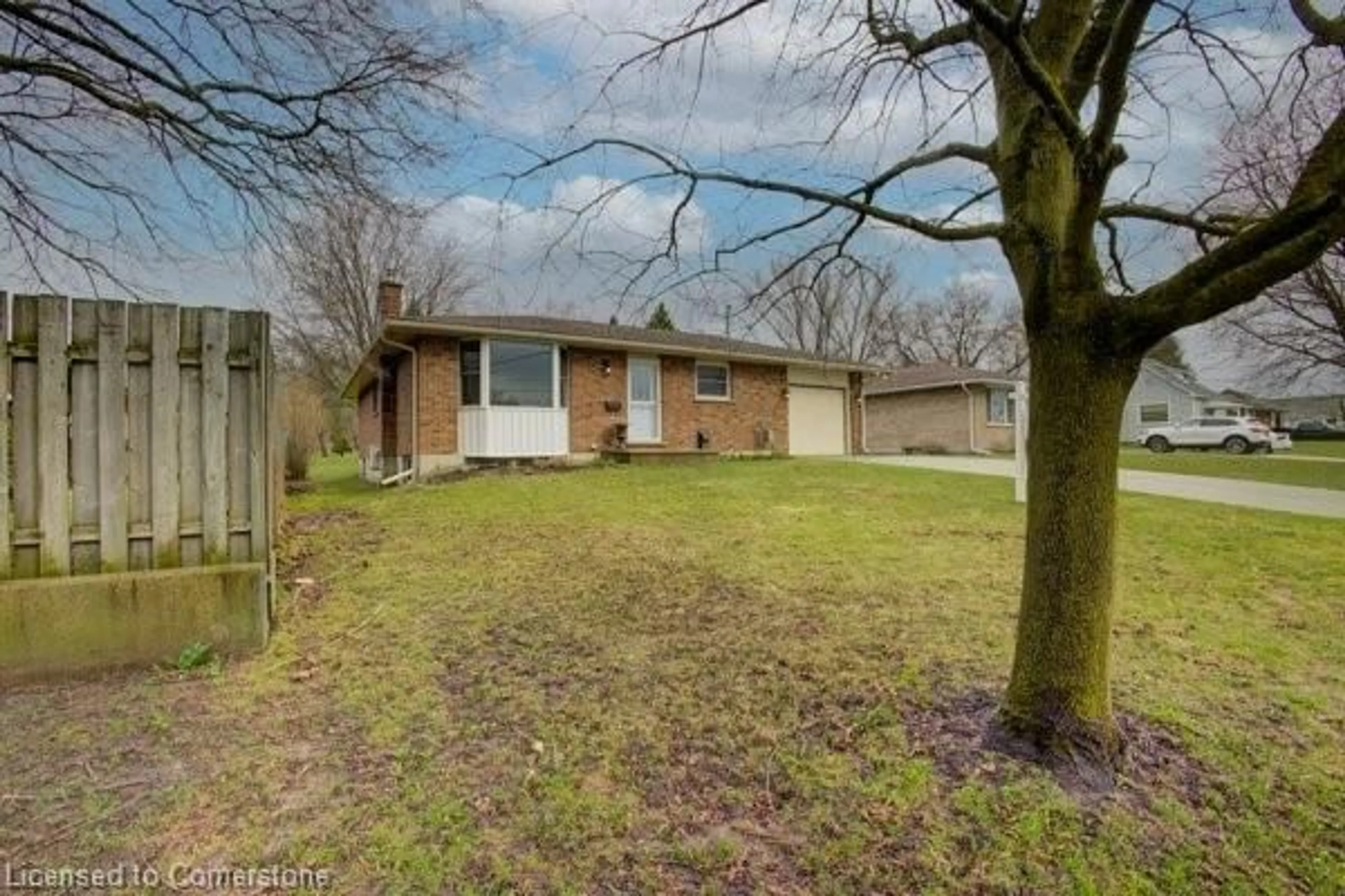 A pic from outside/outdoor area/front of a property/back of a property/a pic from drone, street for 315 Birmingham St, Mount Forest Ontario N0G 2L2