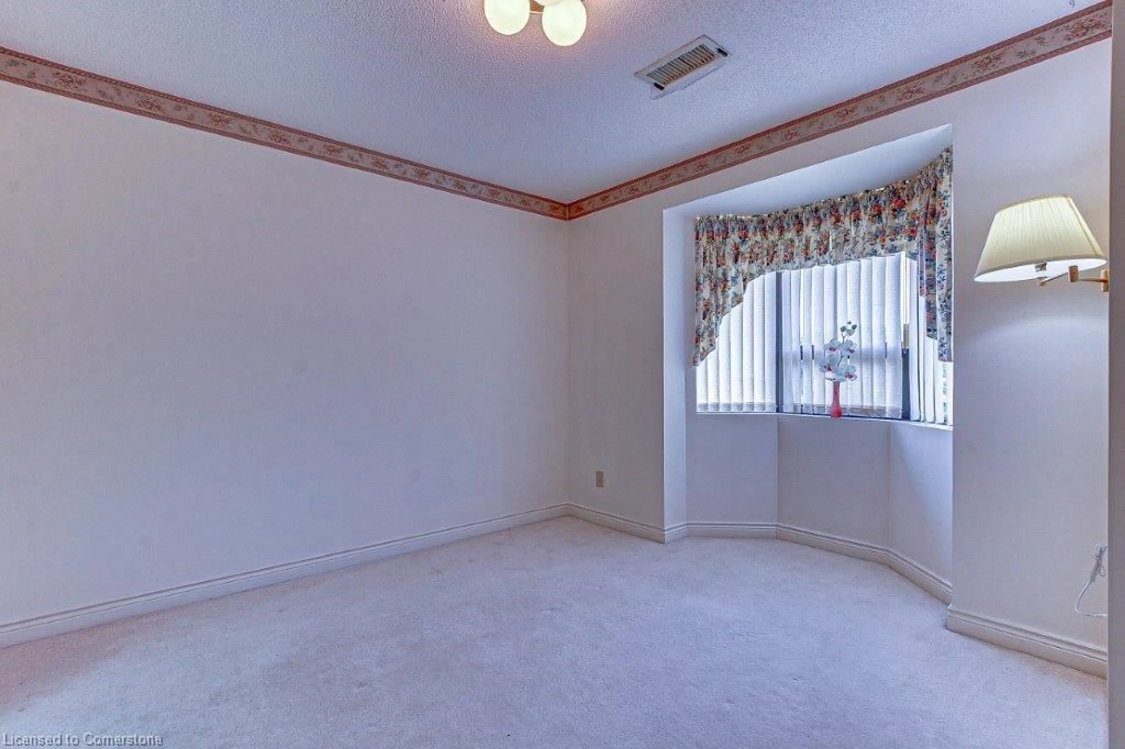 A pic of a room for 303 William St #206, Delhi Ontario N4B 1N1