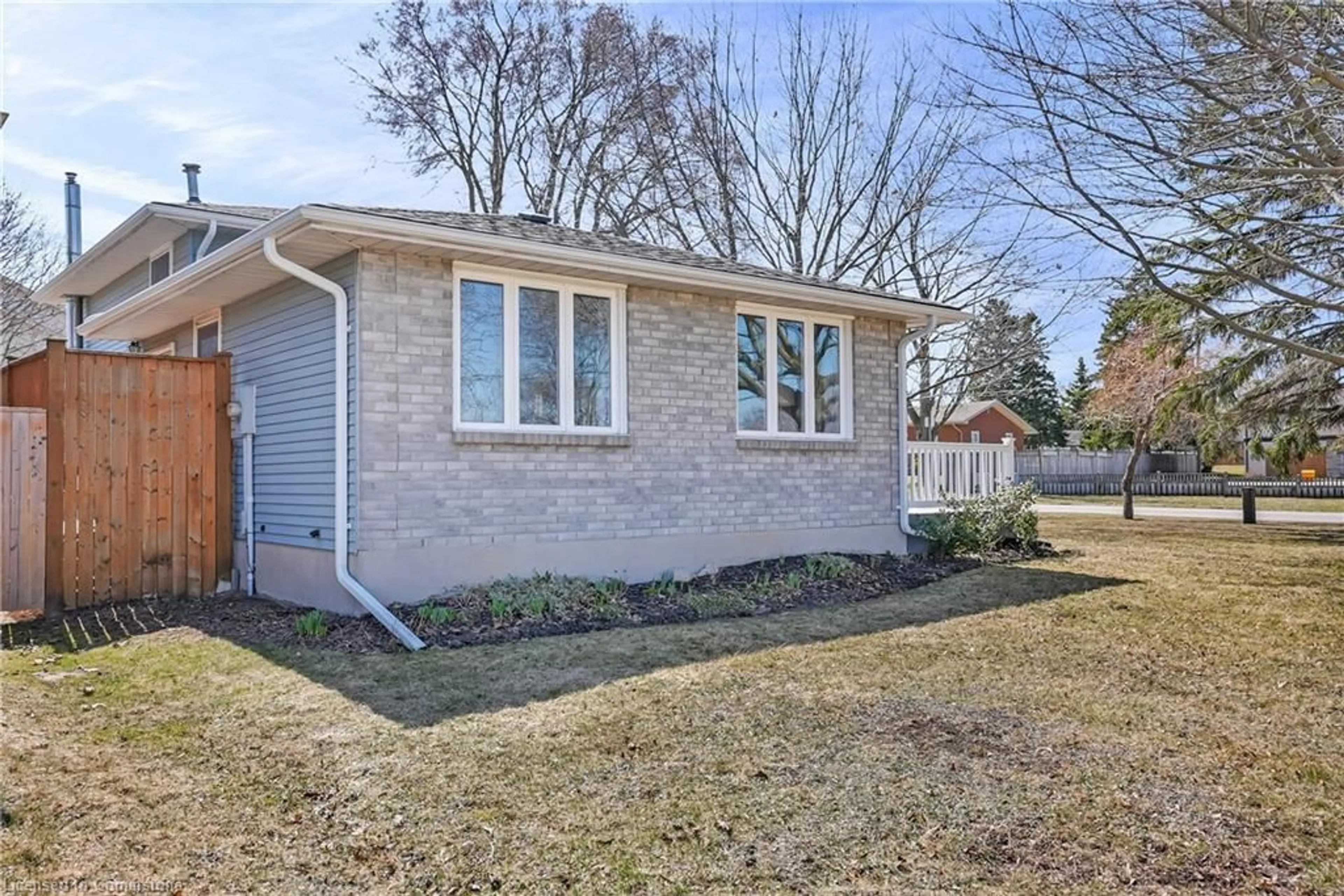 Home with brick exterior material, street for 101 Rothsay Ave, Kitchener Ontario N2B 3S5