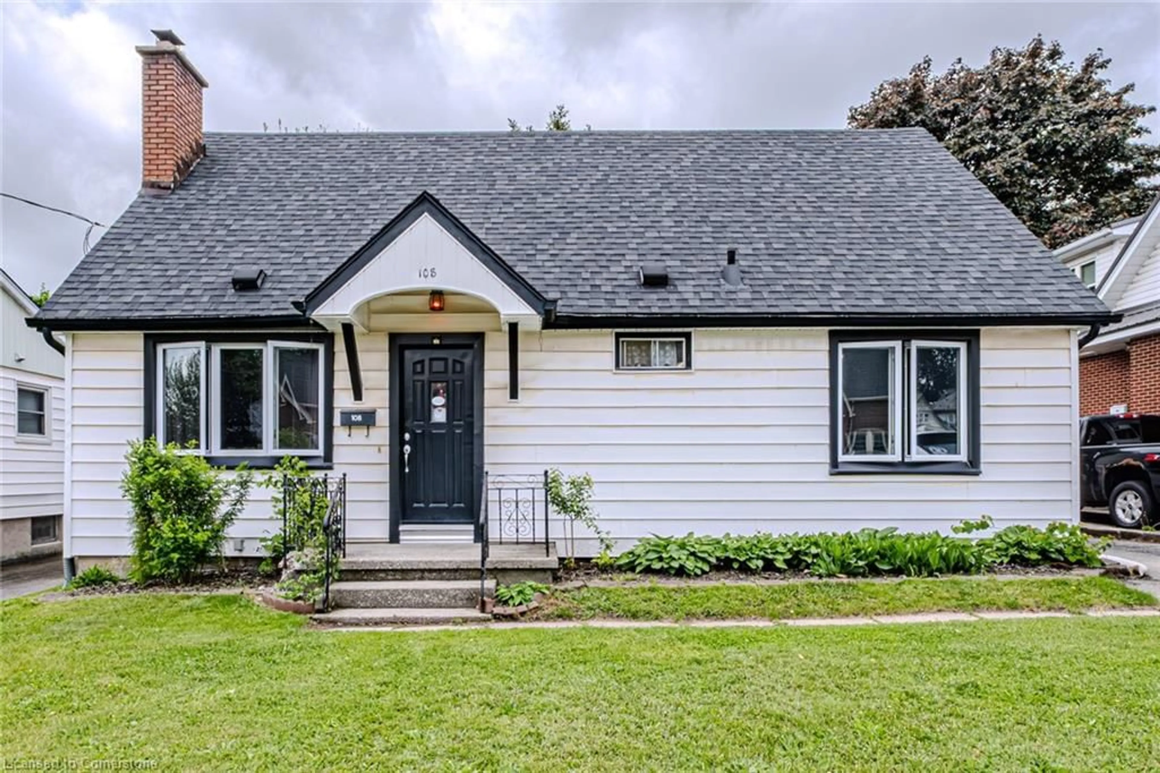 Home with brick exterior material, street for 108 Orchard Ave, Simcoe Ontario N3Y 3H3
