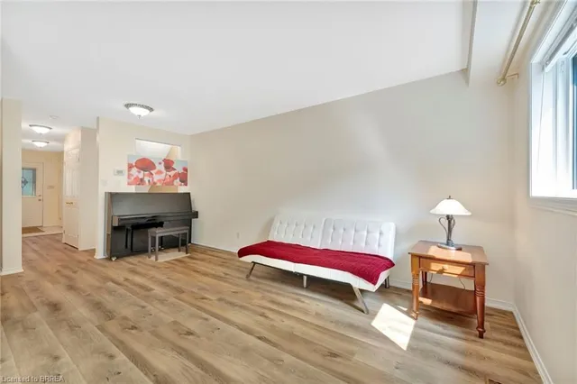 Additional property image - 31 Moss Blvd Unit 26