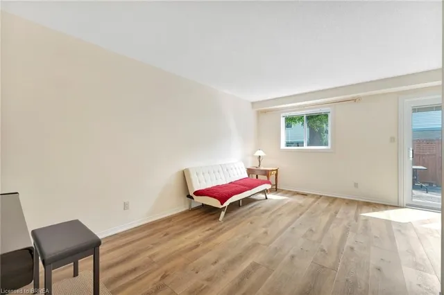 Additional property image - 31 Moss Blvd Unit 26