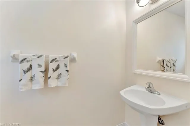Additional property image - 31 Moss Blvd Unit 26