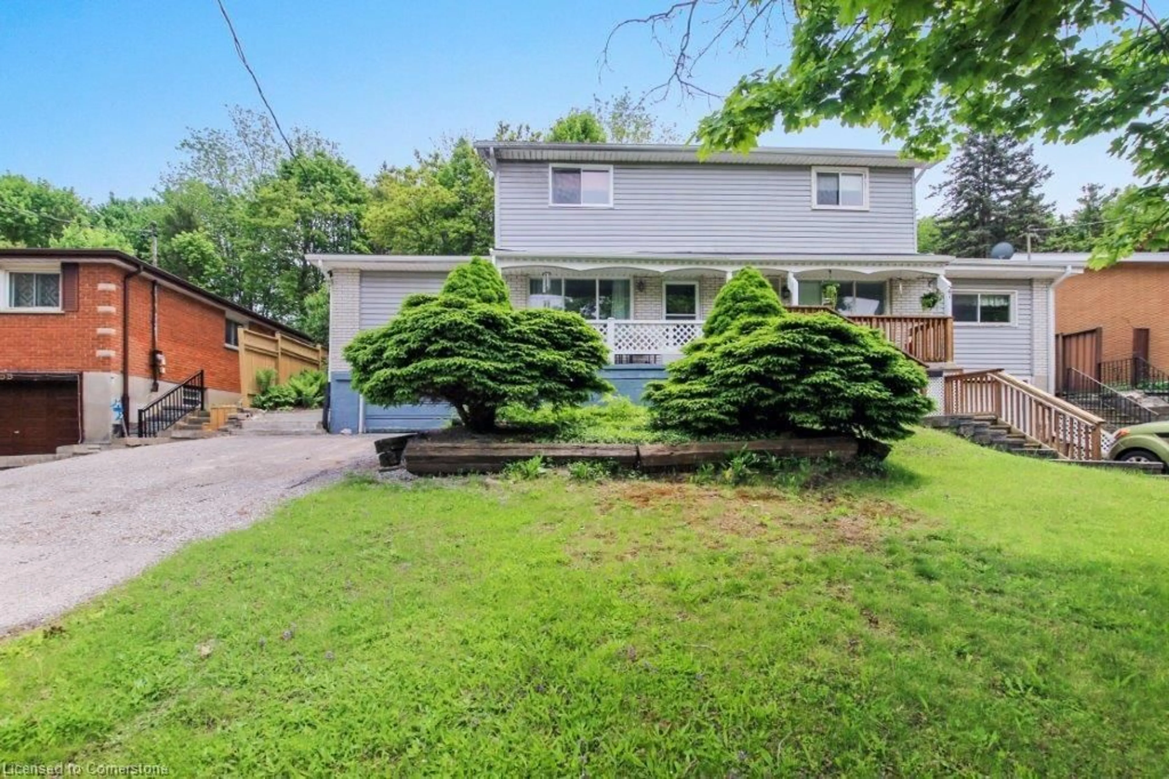 A pic from outside/outdoor area/front of a property/back of a property/a pic from drone, street for 27A Warren Rd, Simcoe Ontario N3Y 2J7