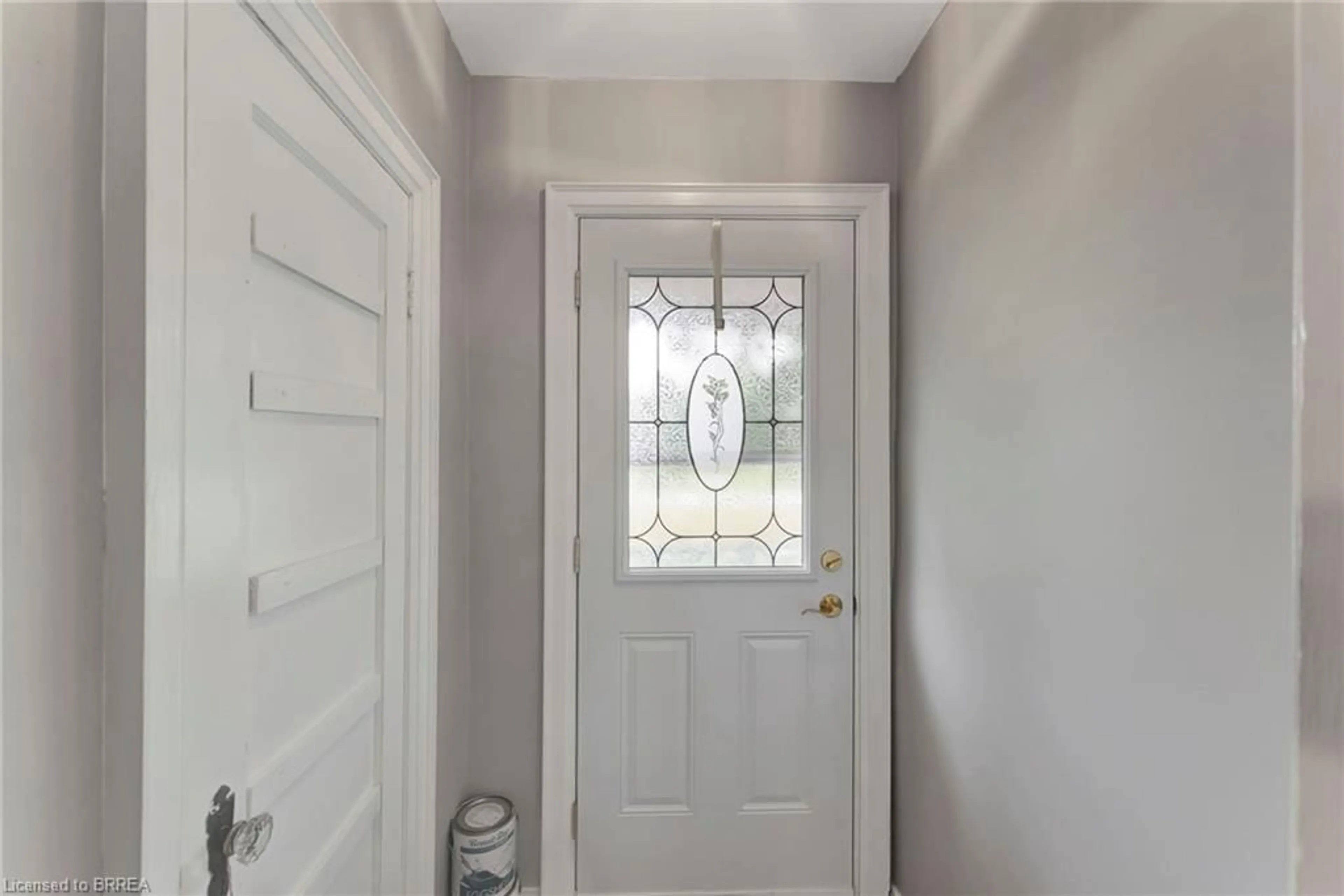 Indoor entryway for 667 Concession 14 Rd, Hagersville Ontario N0A 1H0