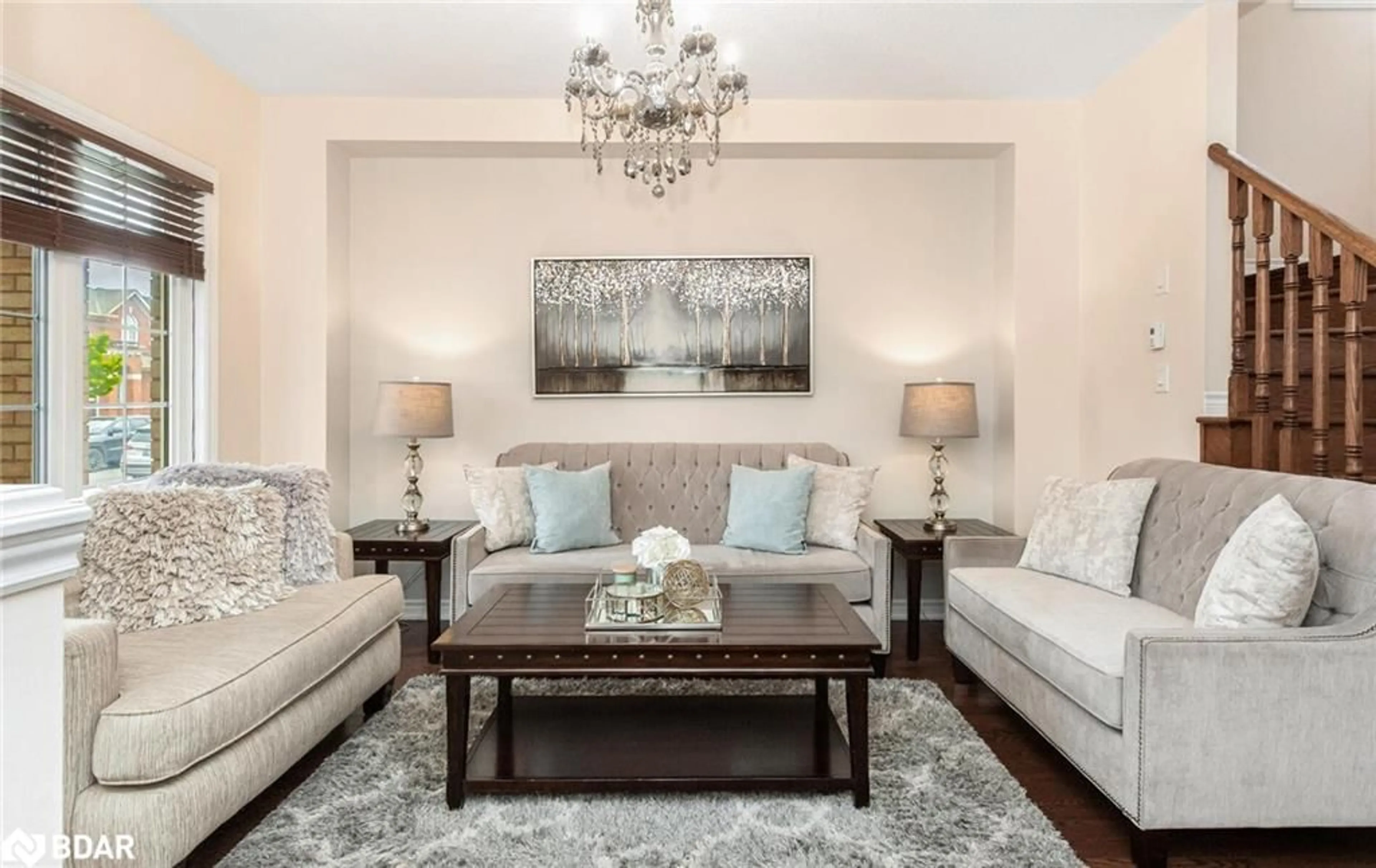 Living room with furniture, carpet floor for 17 Daden Oaks Drive Dr, Brampton Ontario L6P 3R7