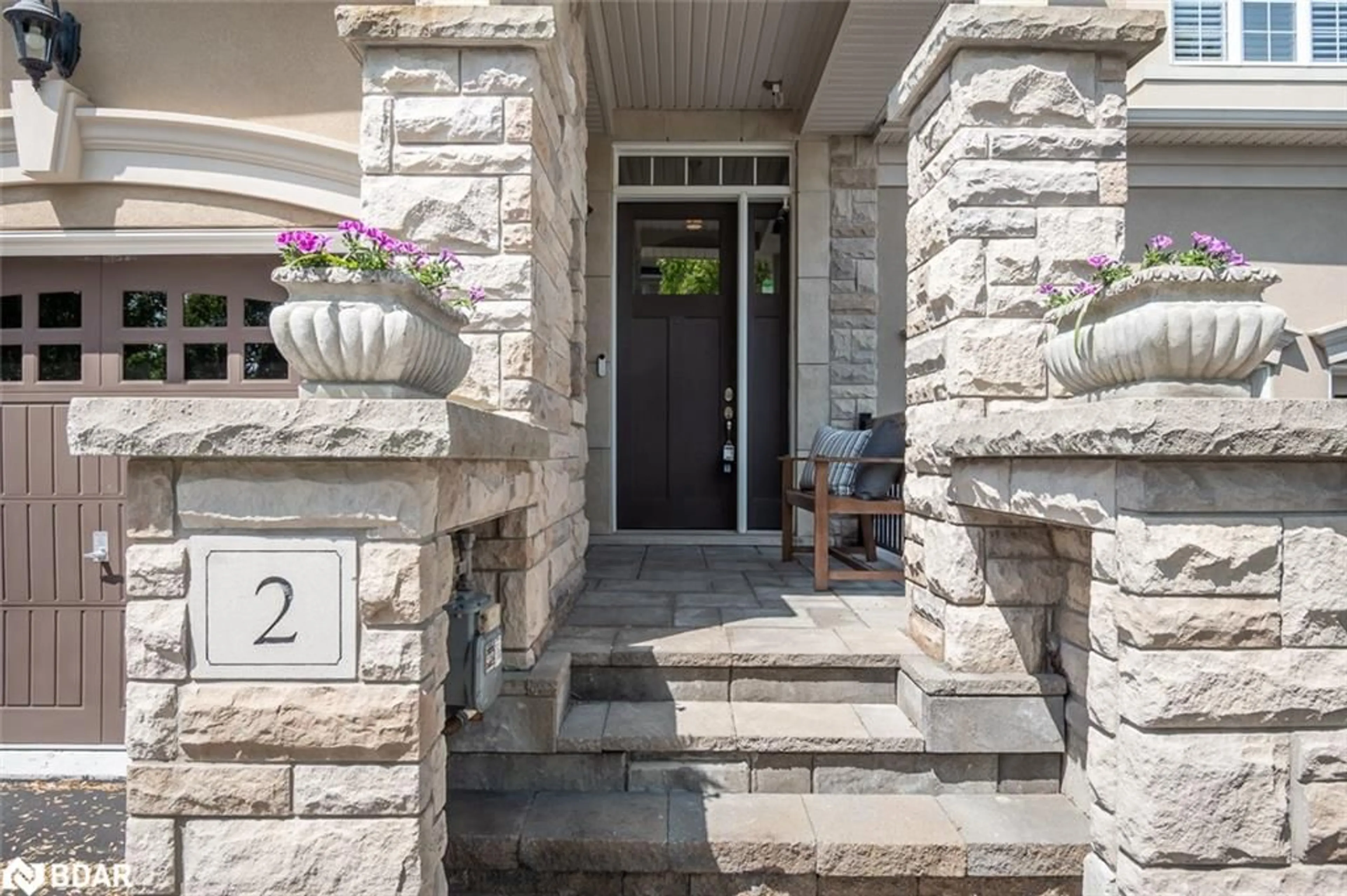 Indoor entryway for 485 Pringle Ave #2, Milton Ontario L9T 8A9