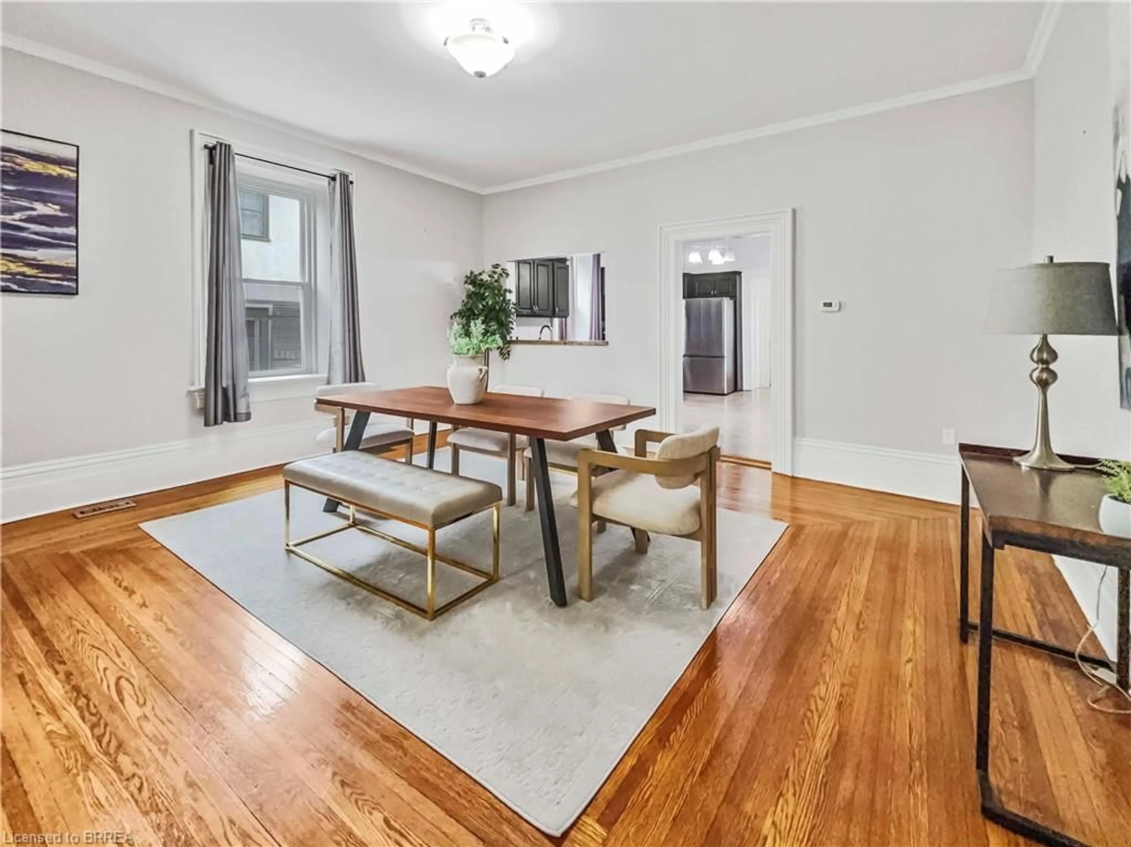 Dining room, wood/laminate floor for 20 Charlotte St, Paris Ontario N3L 1N1