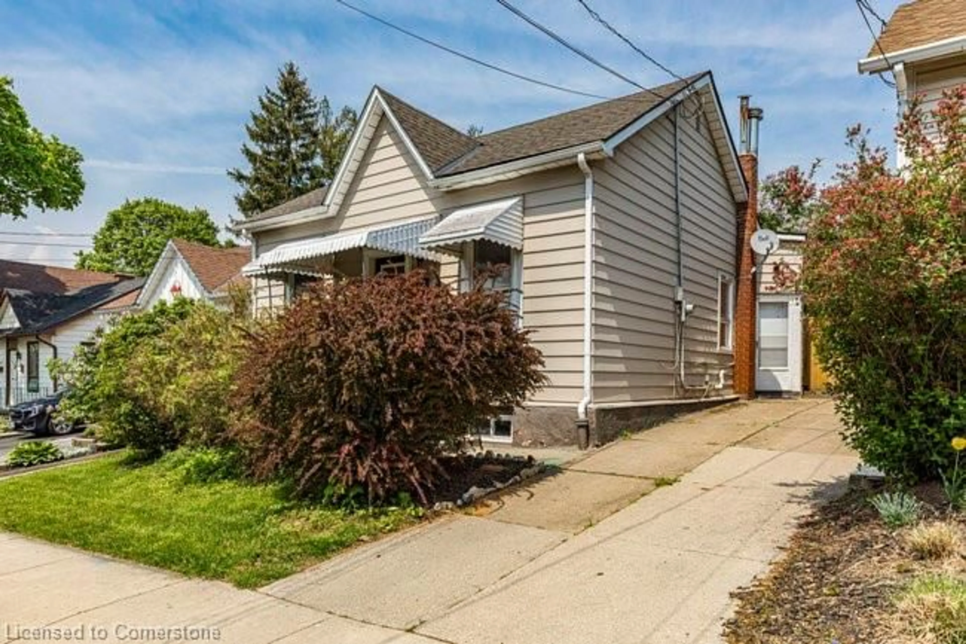 Home with vinyl exterior material, street for 12 Lochearne St, Hamilton Ontario L8R 1V8