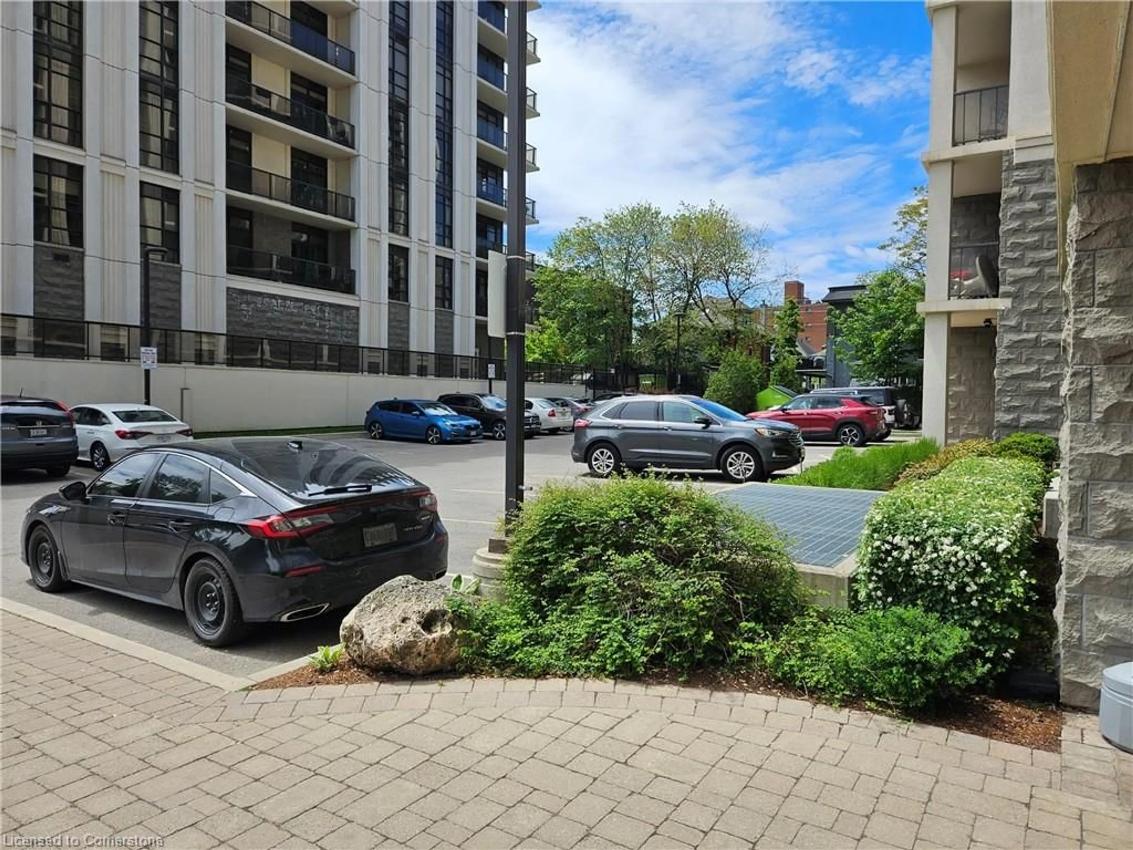 A pic from outside/outdoor area/front of a property/back of a property/a pic from drone, street for 81 Robinson St #1006, Hamilton Ontario L8P 0B9