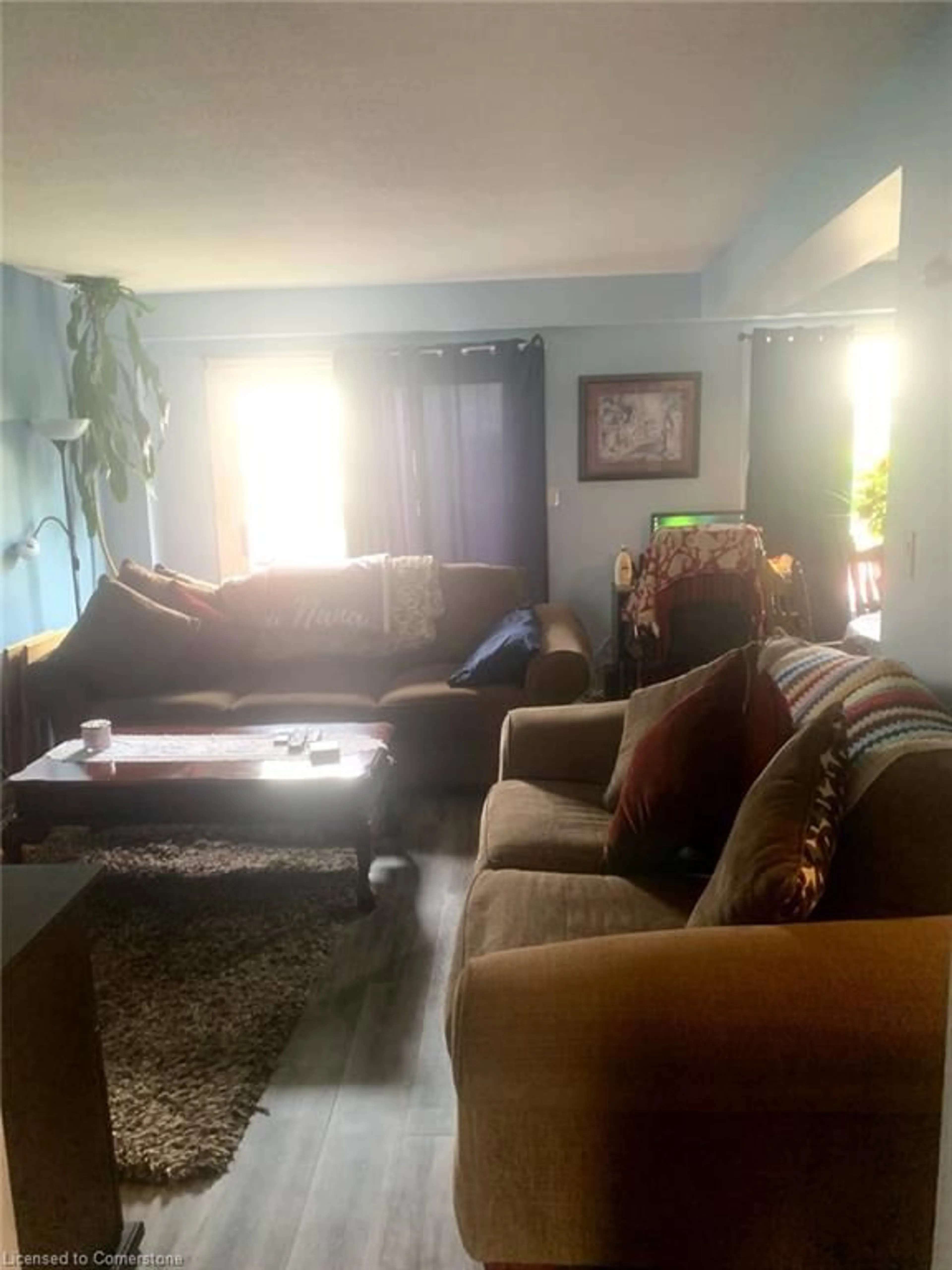 Living room with furniture, floor is not visible for 286 Cushman Rd Rd #120, St. Catharines Ontario L2M 6Z2