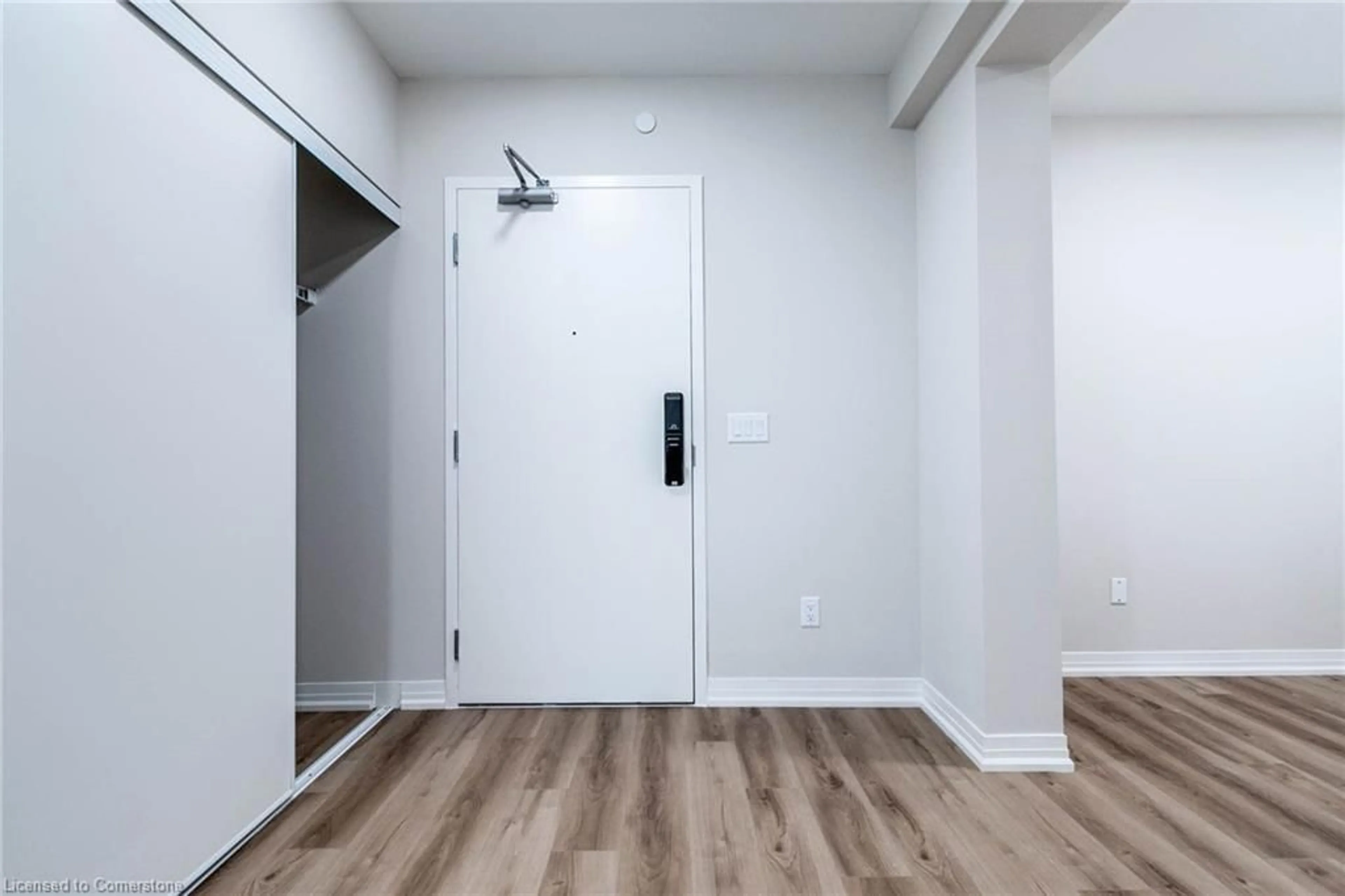 Indoor entryway for 50 Herrick Ave #336, St. Catharines Ontario L2P 0G3