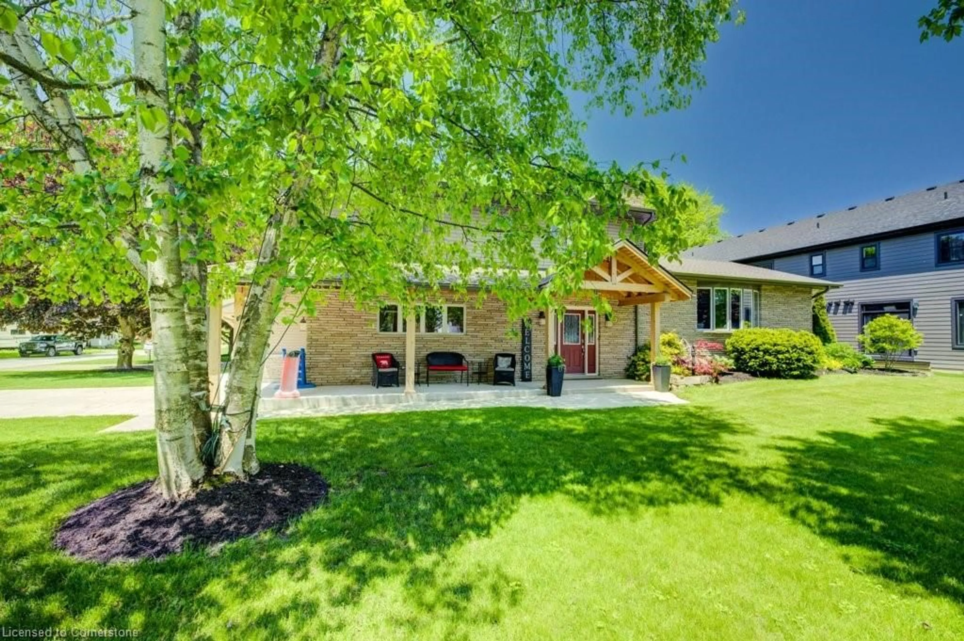 Unknown for 194 Queen St, Atwood Ontario N0G 1B0