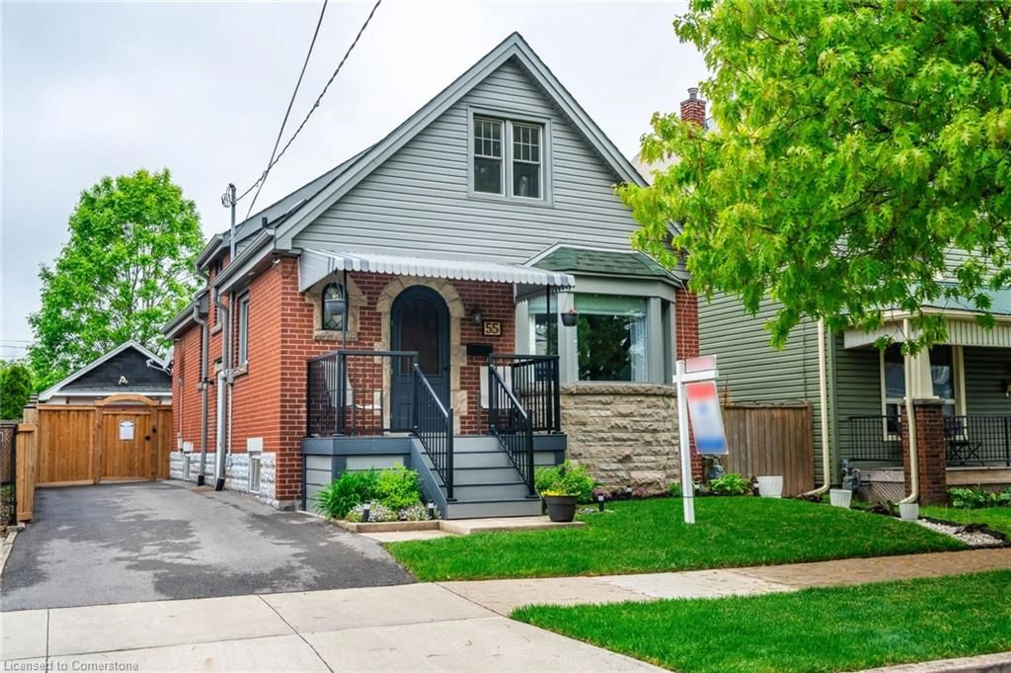 Home with brick exterior material, street for 55 Harmony Ave, Hamilton Ontario L8H 4X3
