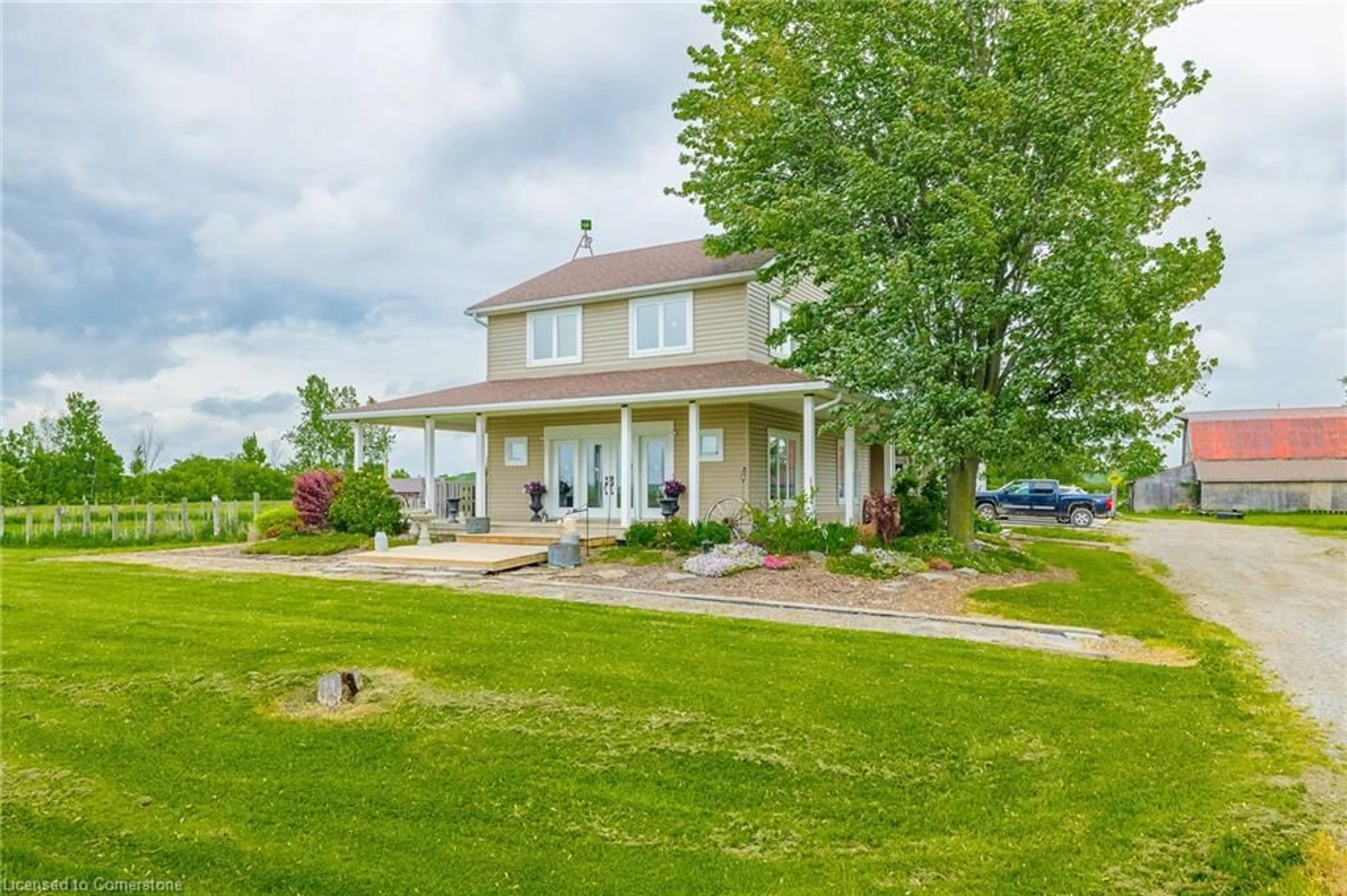A pic from outside/outdoor area/front of a property/back of a property/a pic from drone, water/lake/river/ocean view for 1383 Boyle Rd, West Lincoln Ontario L0R 1Y0