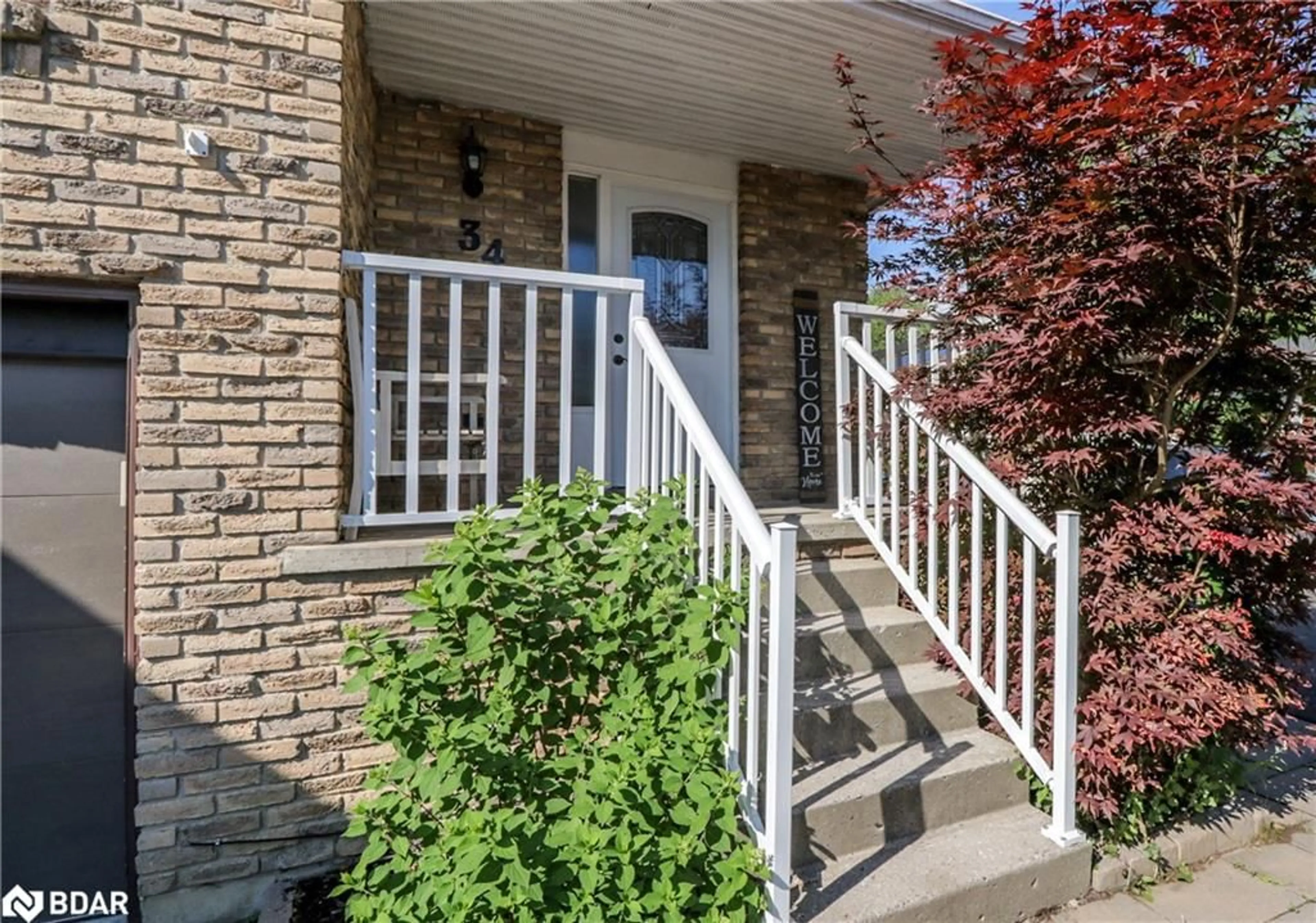 Unknown for 34 Martin St, Bradford Ontario L3Z 1Z5