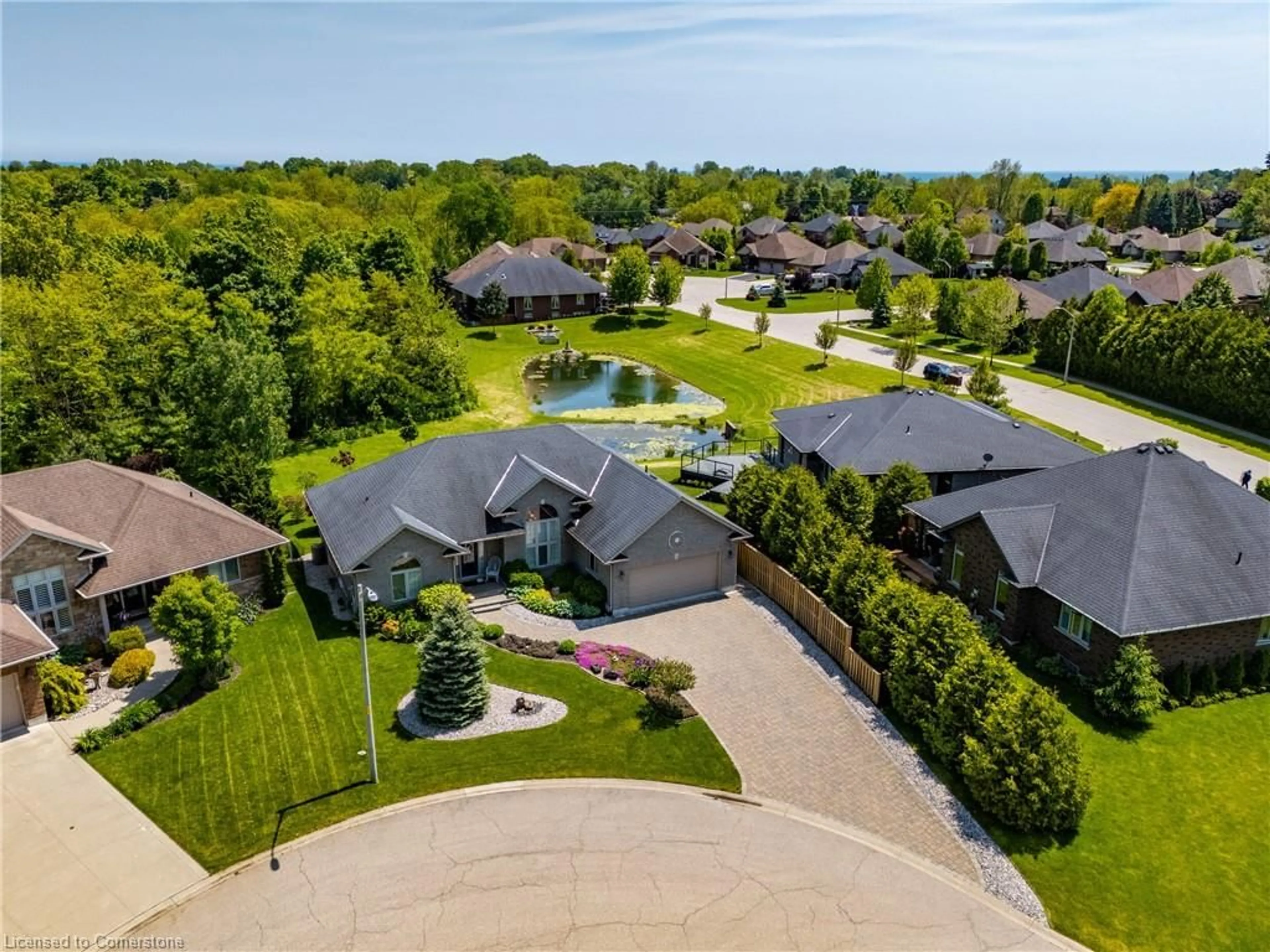 A pic from outside/outdoor area/front of a property/back of a property/a pic from drone, unknown for 25 Birch Avenue, Port Dover Ontario N0A 1N6