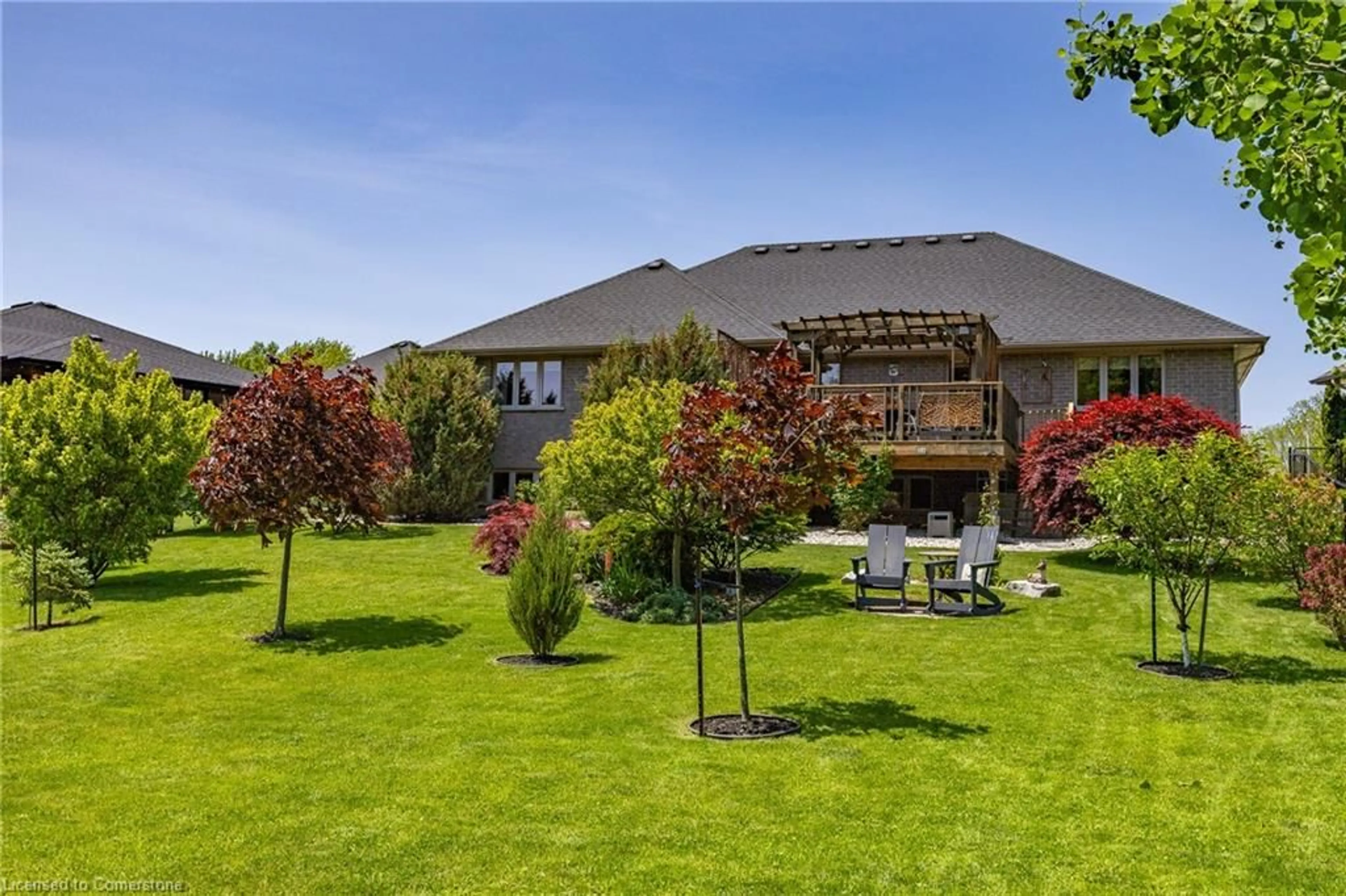 A pic from outside/outdoor area/front of a property/back of a property/a pic from drone, unknown for 25 Birch Avenue, Port Dover Ontario N0A 1N6