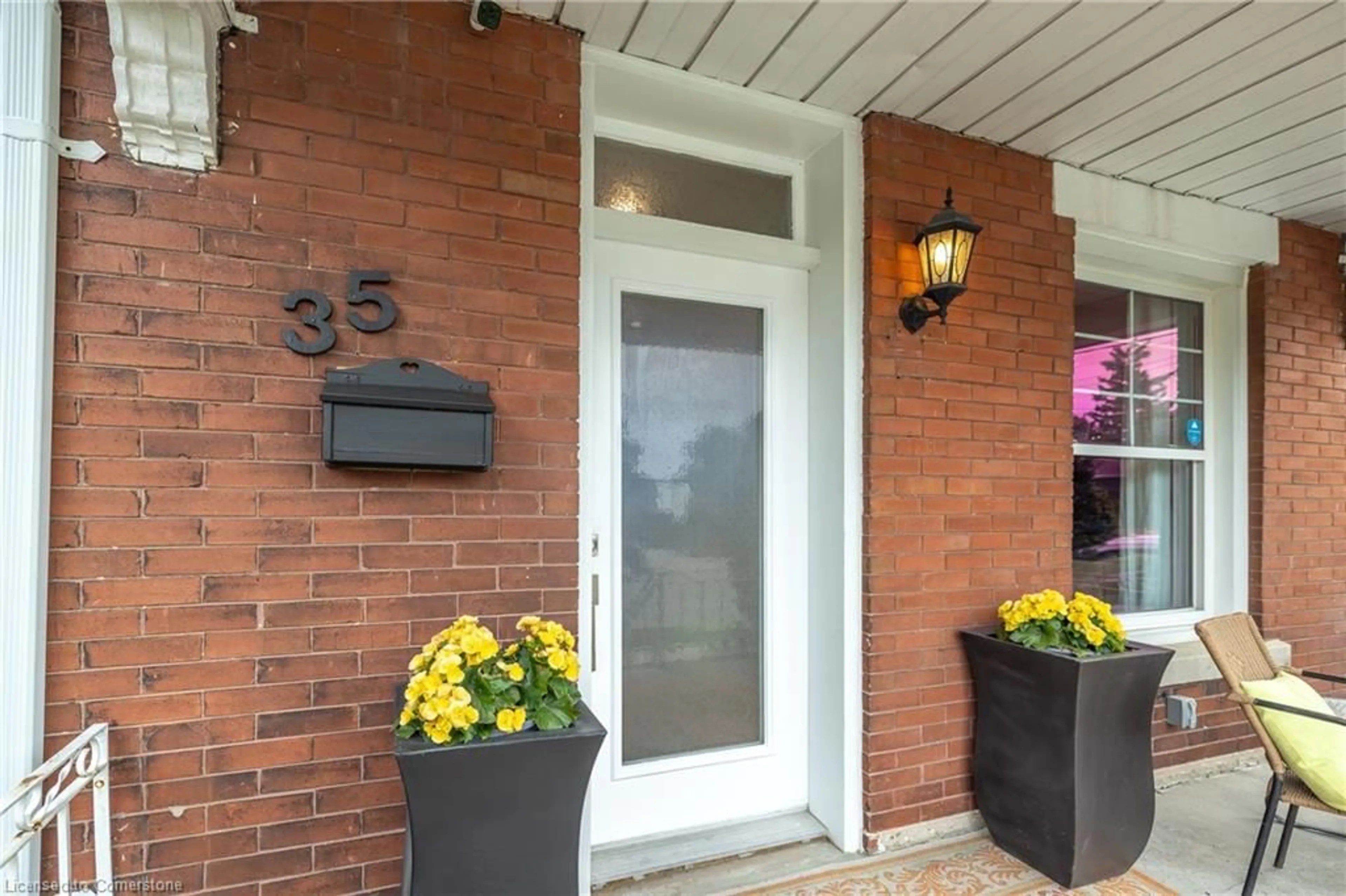 Indoor entryway for 35 Harris St, Guelph Ontario N1E 5S9
