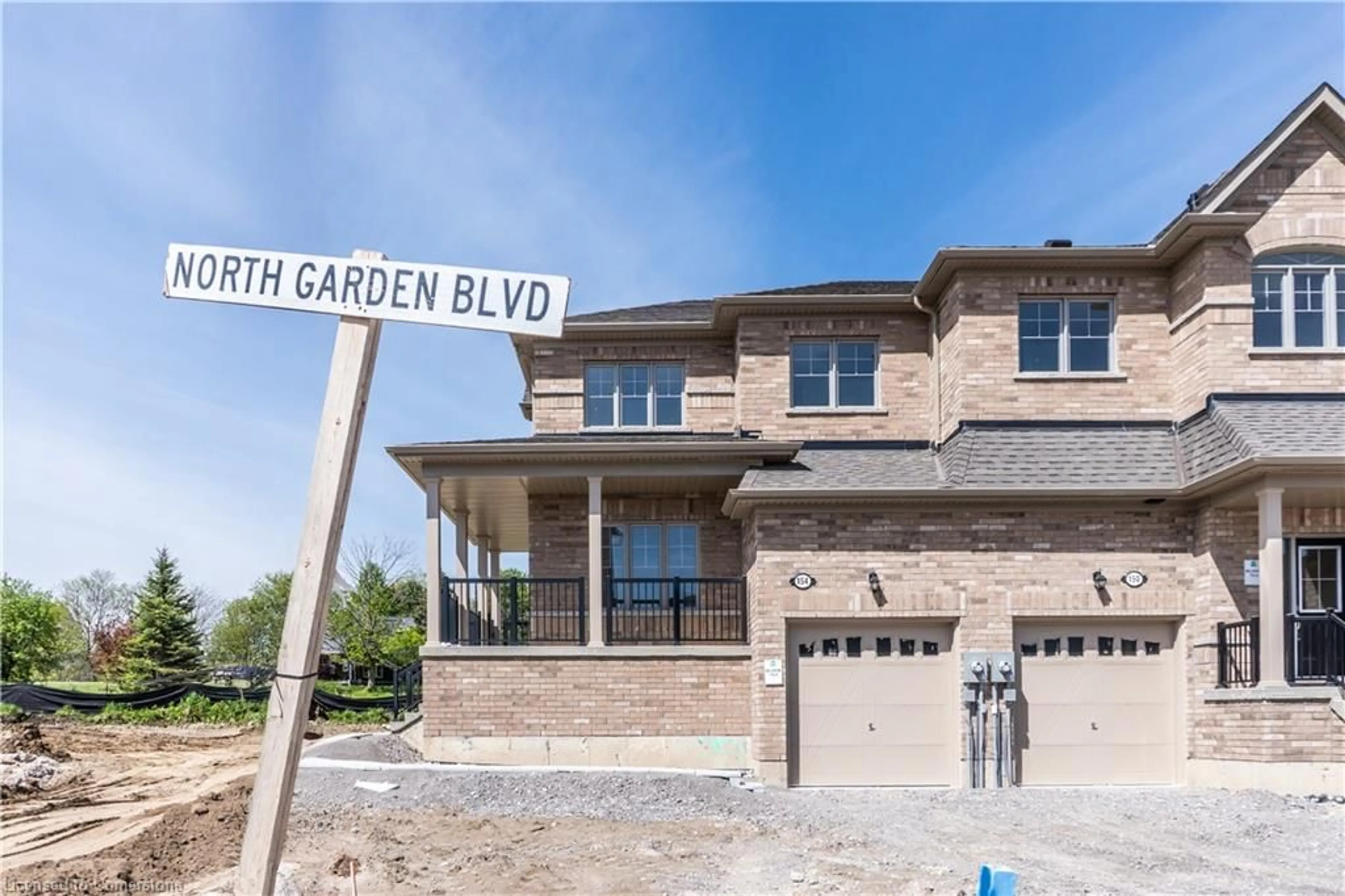 Home with brick exterior material, unknown for 154 North Garden Blvd, Scugog Ontario L9L 1C2
