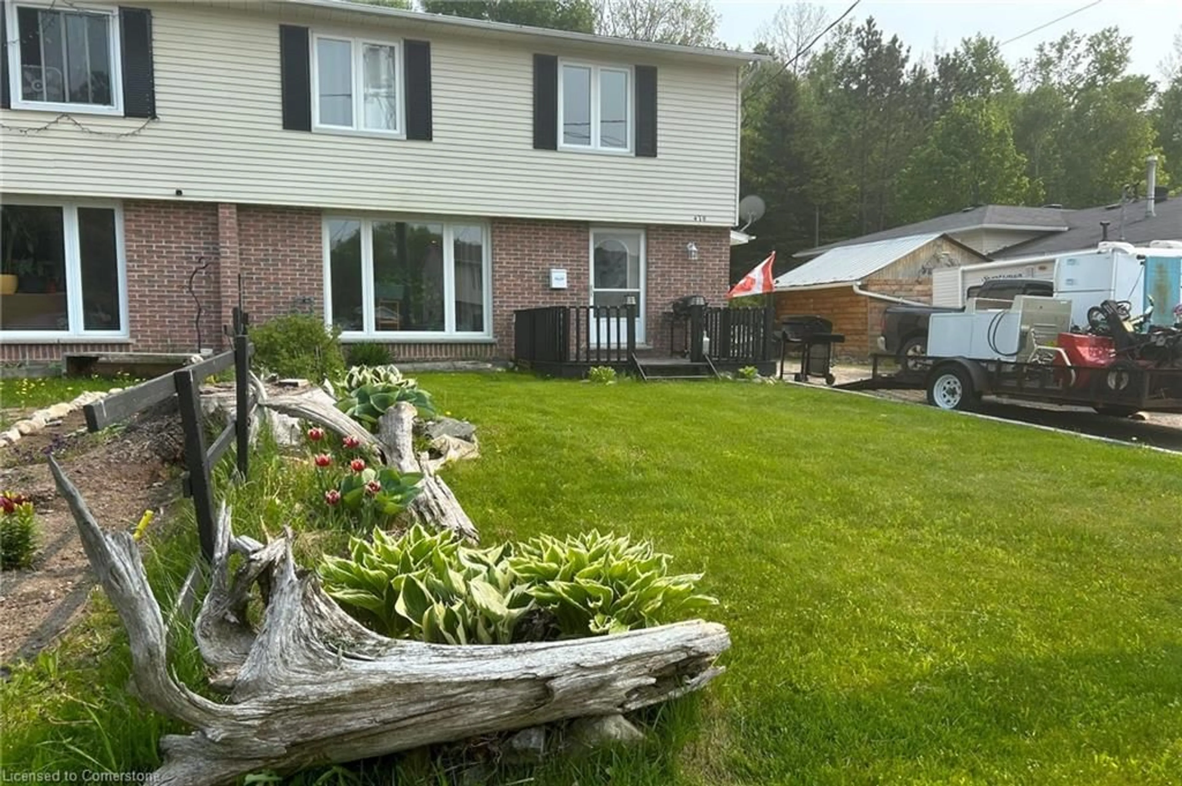Patio, unknown for 47 B Washington Cres, Elliot Lake Ontario P5A 2L6