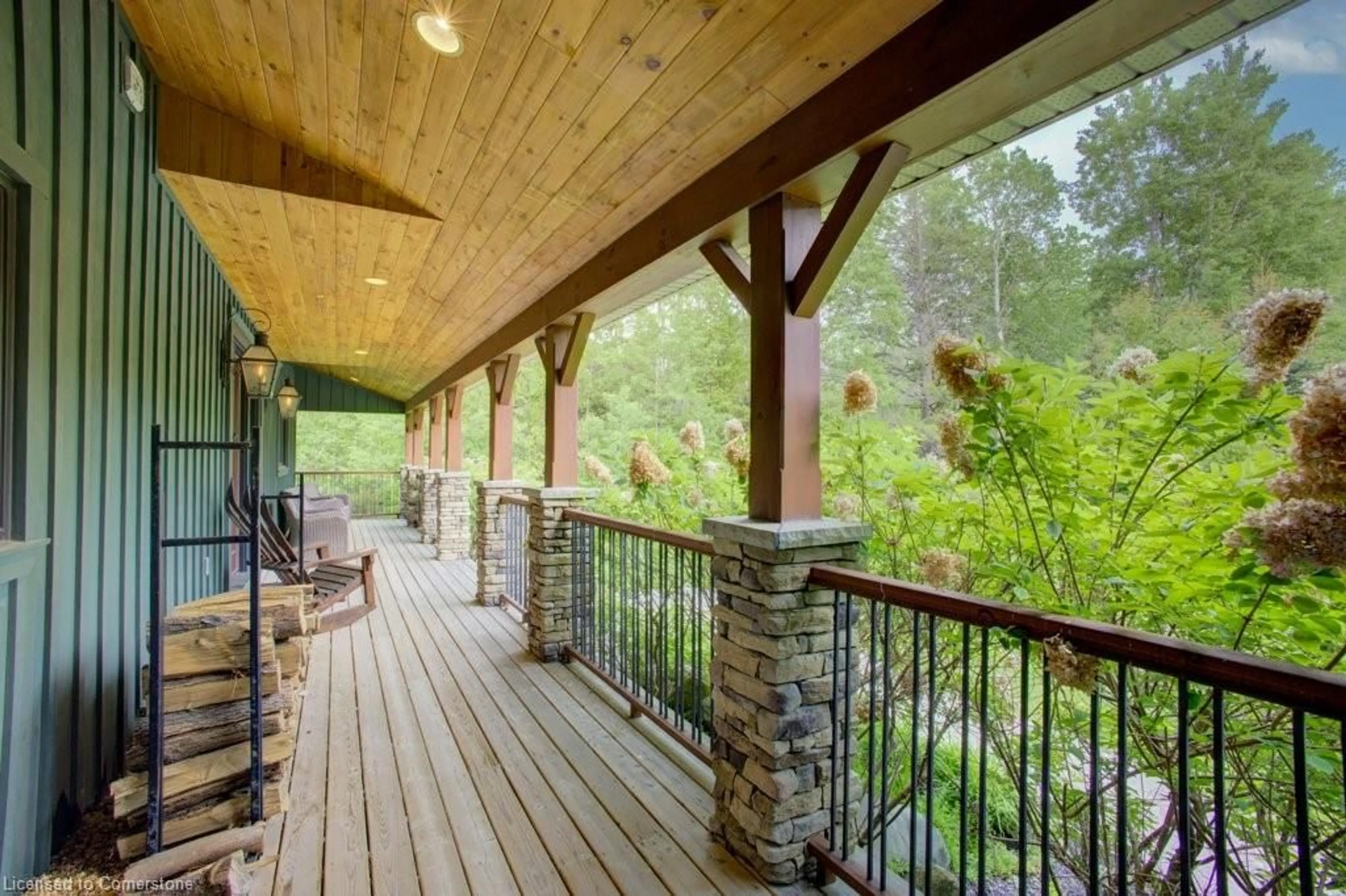 Patio, forest/trees view for 8429 Poplar Side Rd, Clearview Ontario L9Y 3Y9