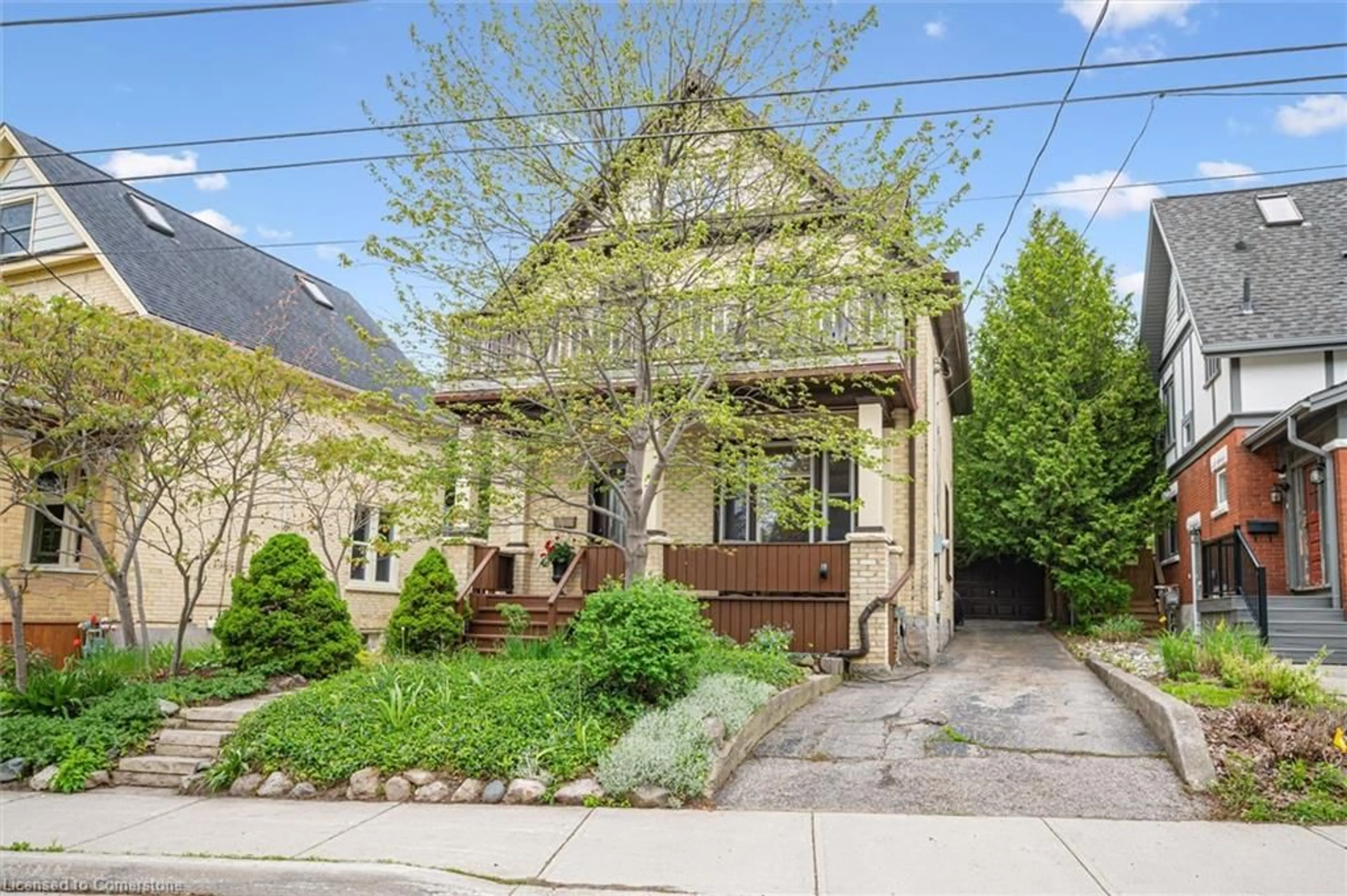Patio, street for 43 Dekay St, Kitchener Ontario N2H 3T4
