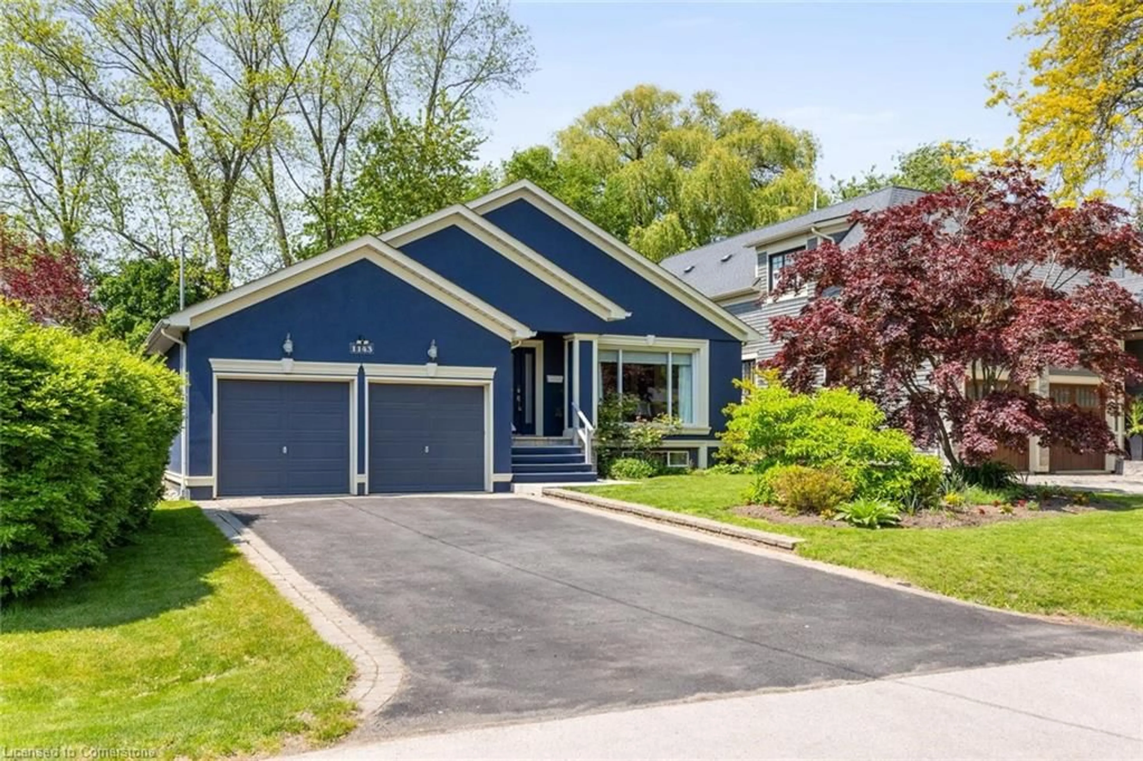 Home with vinyl exterior material, street for 1143 Shaw St, Oakville Ontario L6L 2S1