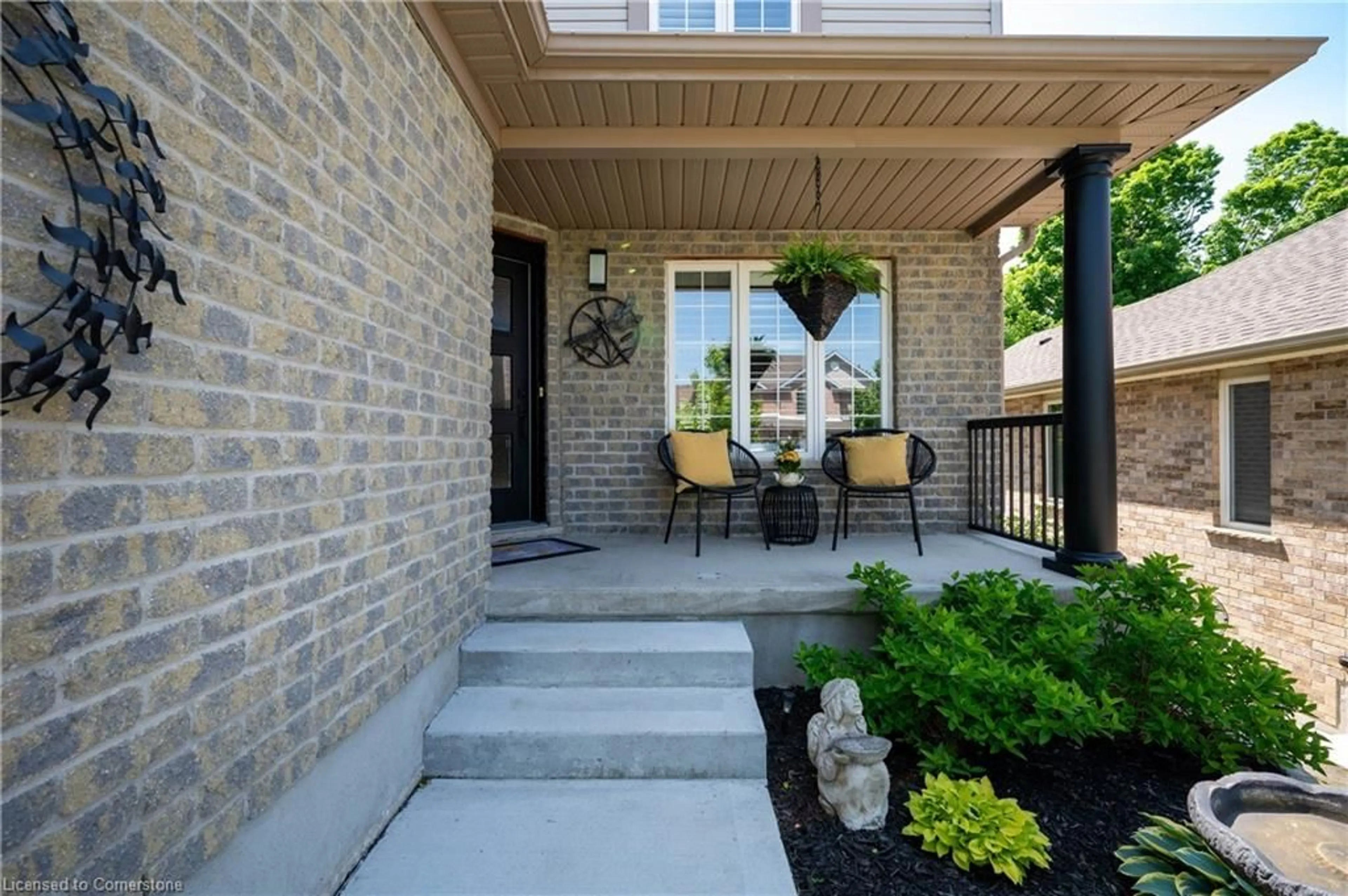 Patio, street for 69 Hearthwood Cres, Kitchener Ontario N2R 1K6